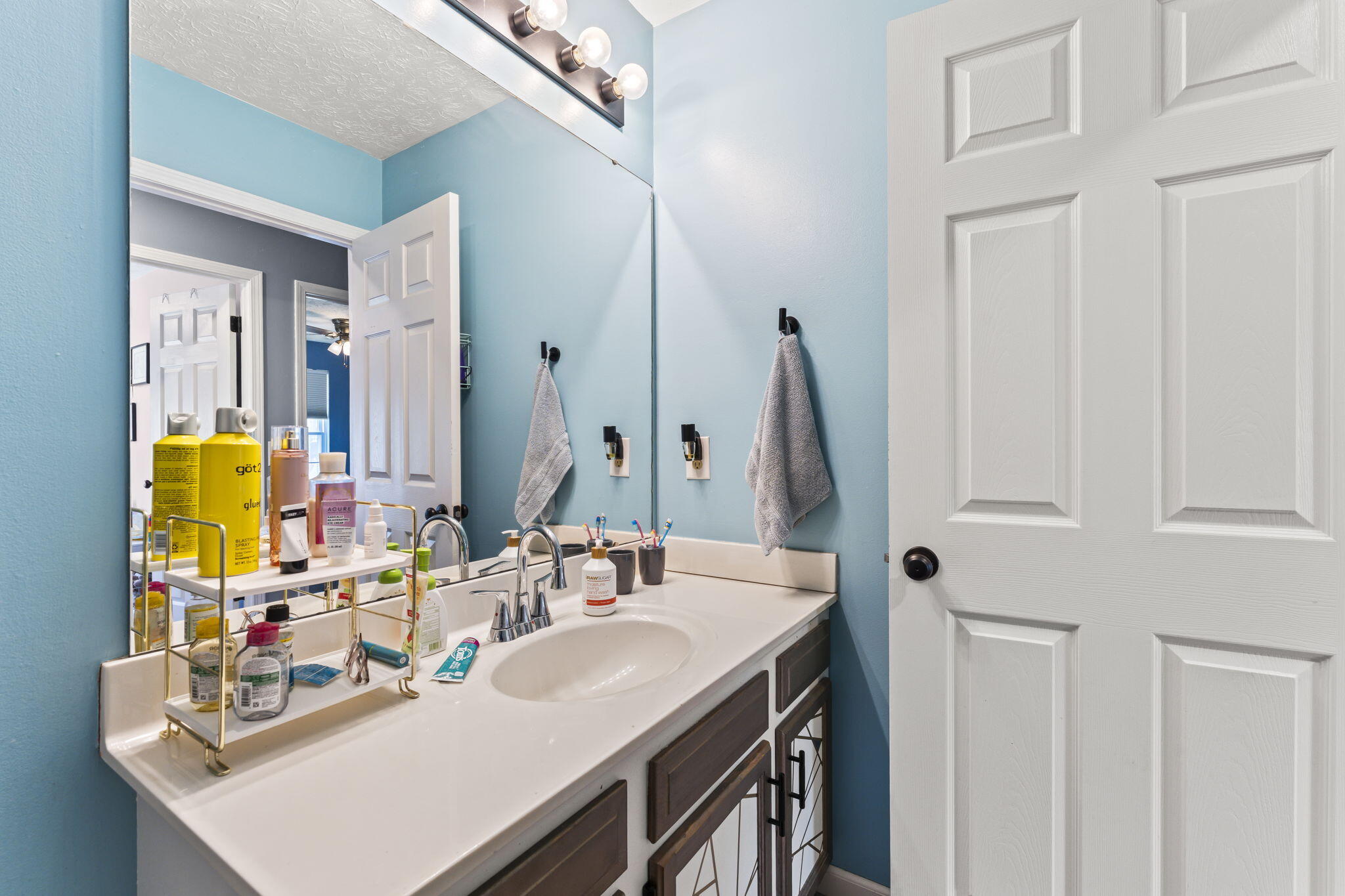 817 Drury Lane, Troy, Ohio 45373