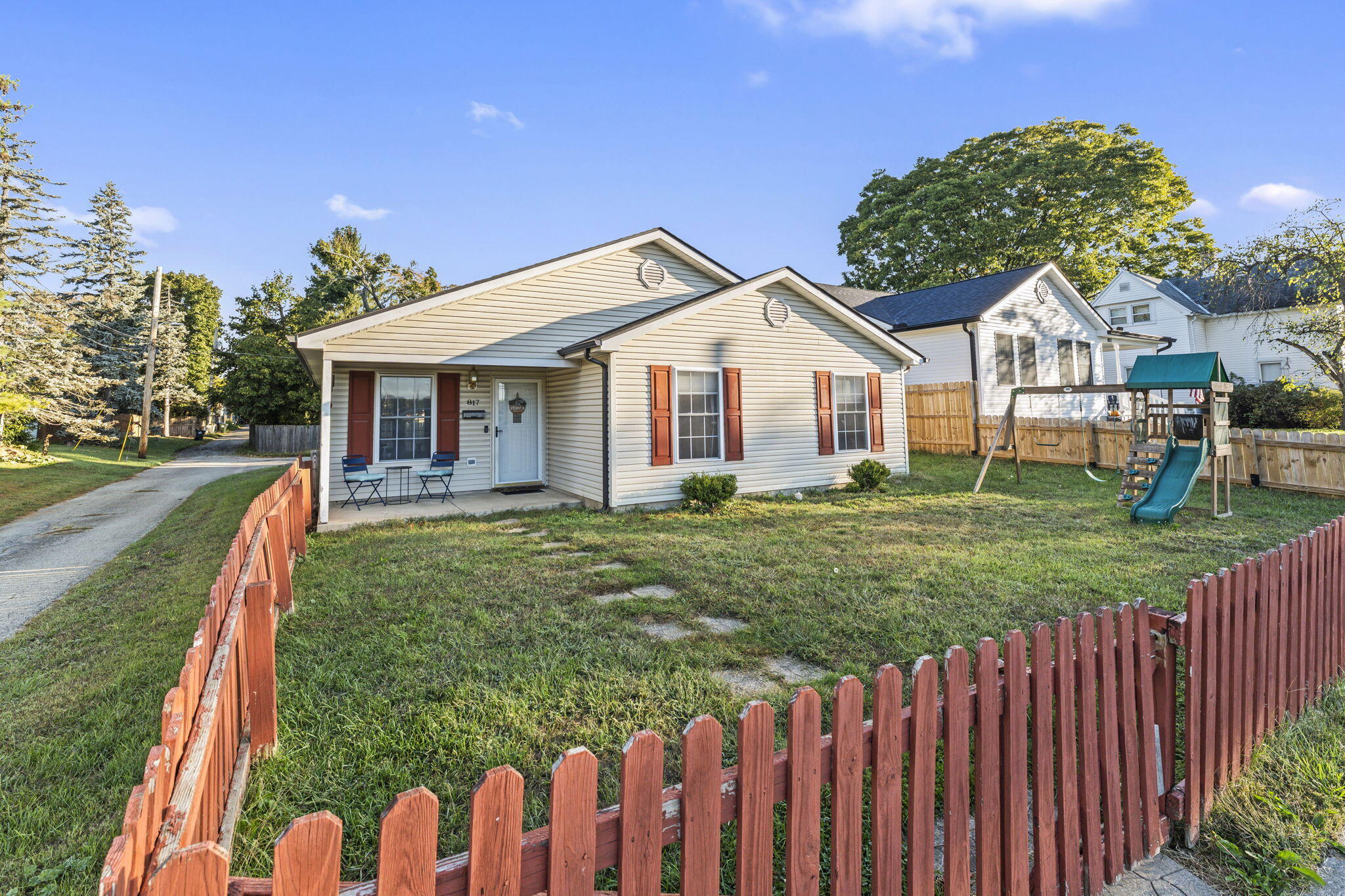 817 Drury Lane, Troy, Ohio 45373