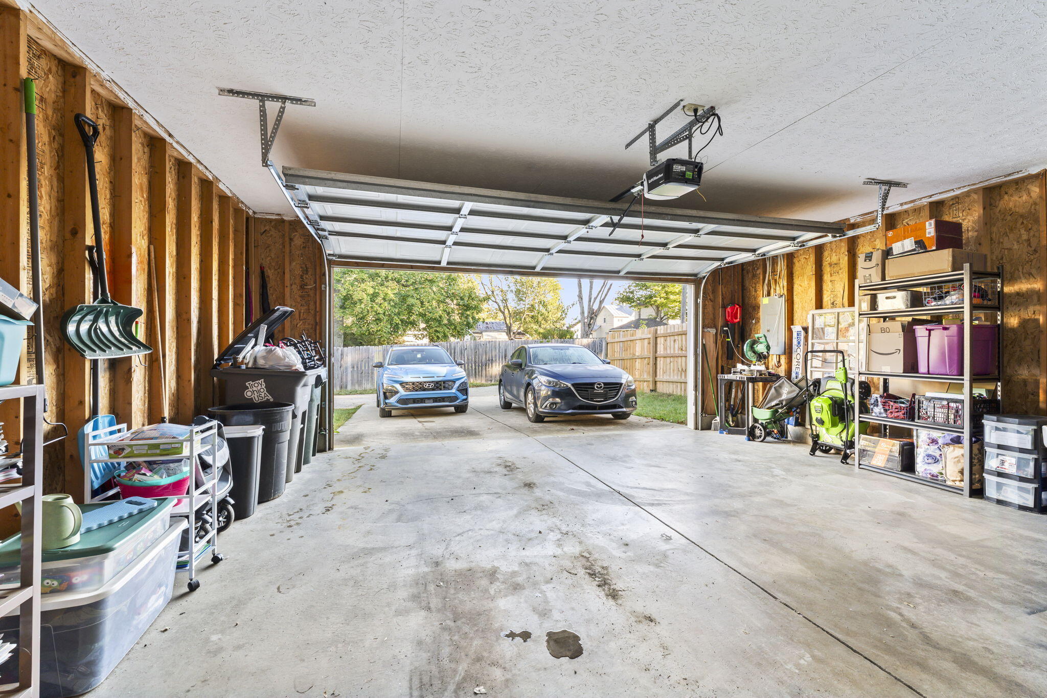 817 Drury Lane, Troy, Ohio 45373