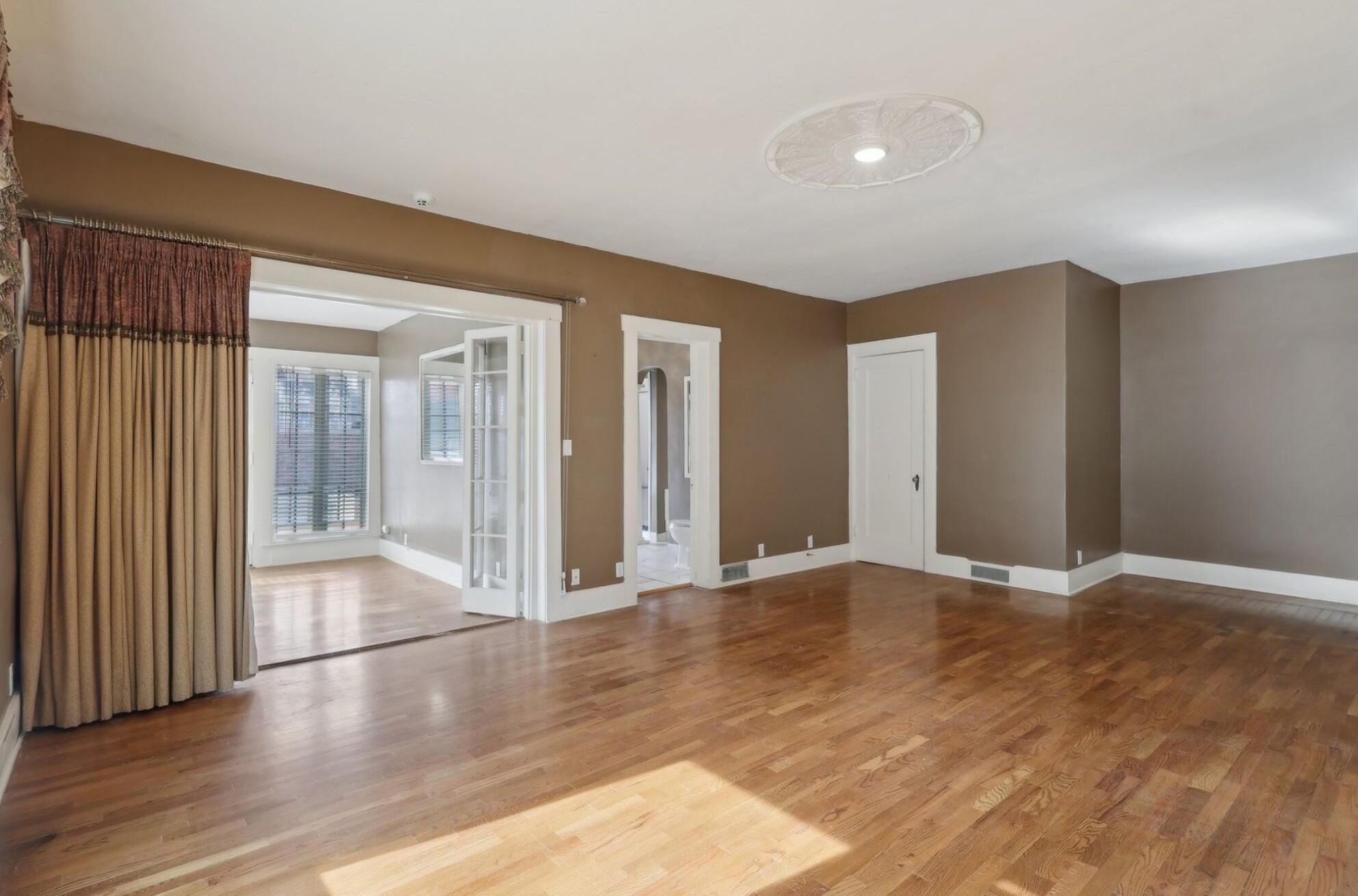 118 Walnut Street, Troy, Ohio 45373