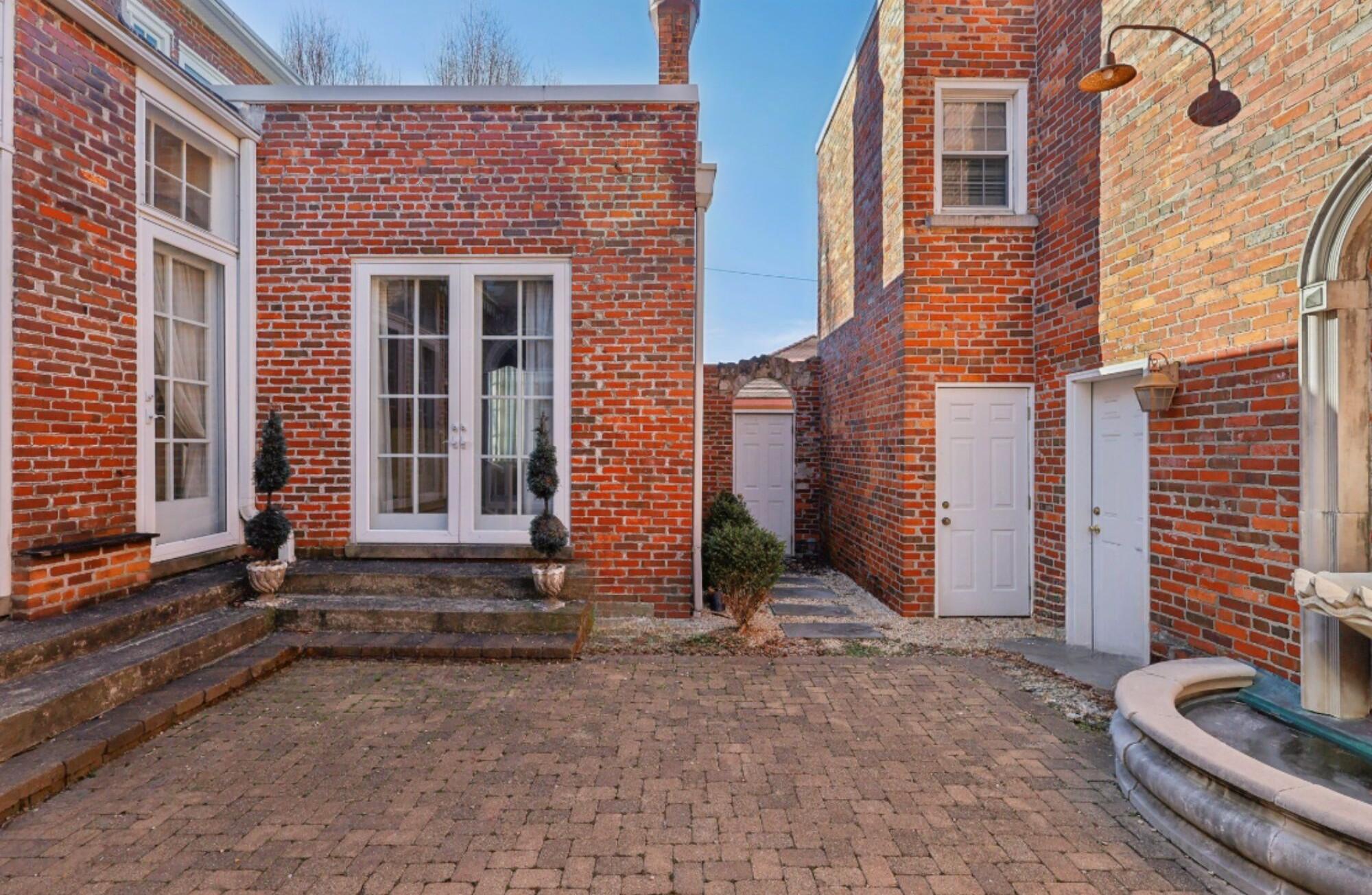 118 Walnut Street, Troy, Ohio 45373