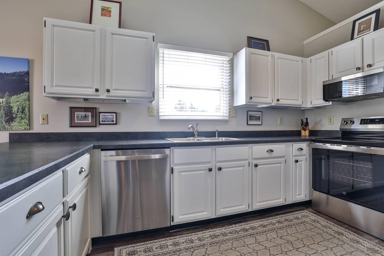 1920 Wedgewood Circle, Springfield, Ohio 45503