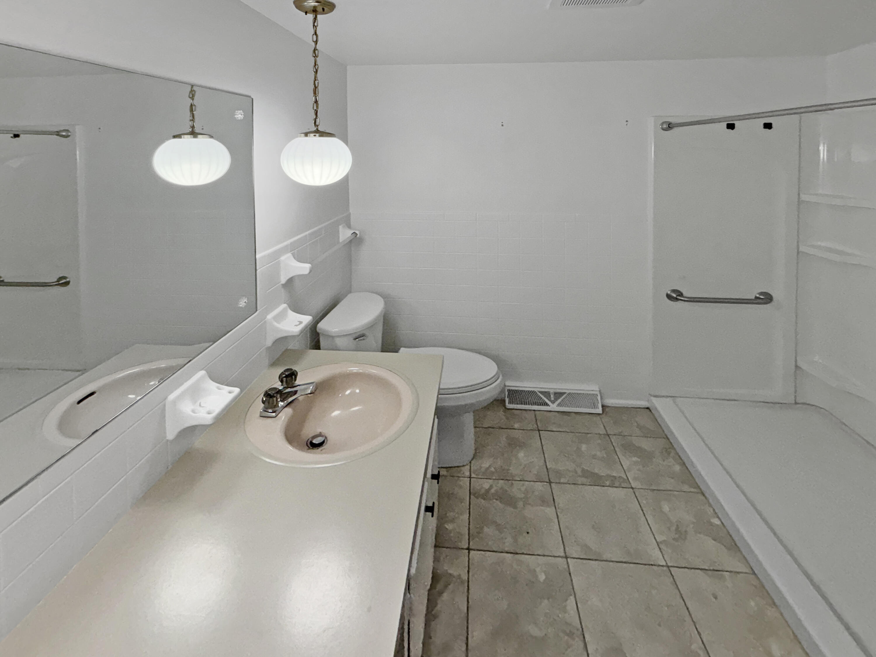 1215 Parkway Drive, Greenville, Ohio 45331