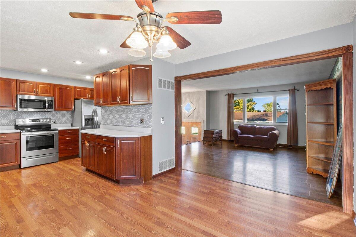 612 Hillcrest Drive, Bellefontaine, Ohio 43311