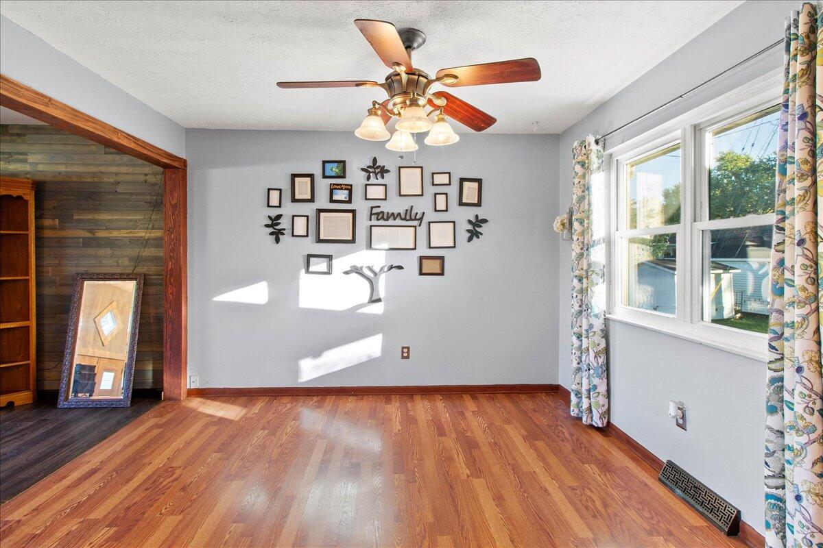 612 Hillcrest Drive, Bellefontaine, Ohio 43311