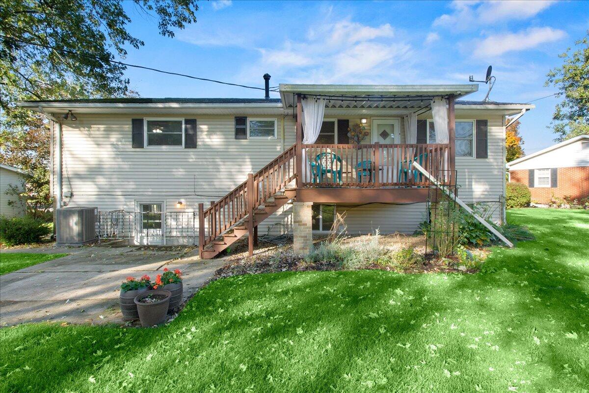 612 Hillcrest Drive, Bellefontaine, Ohio 43311