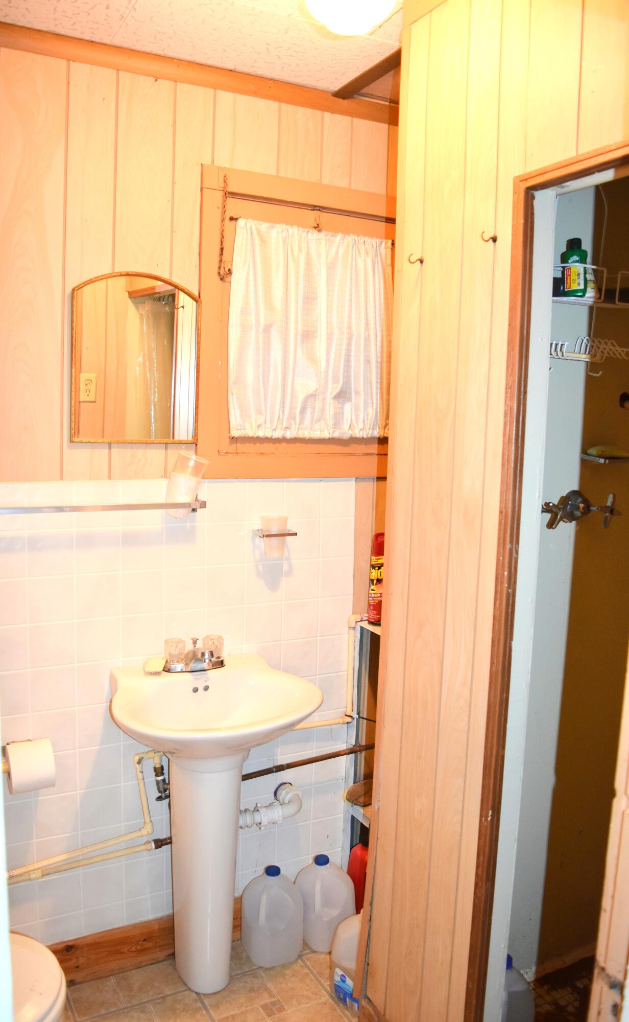 9004 Walnut Street, Lakeview, Ohio 43331