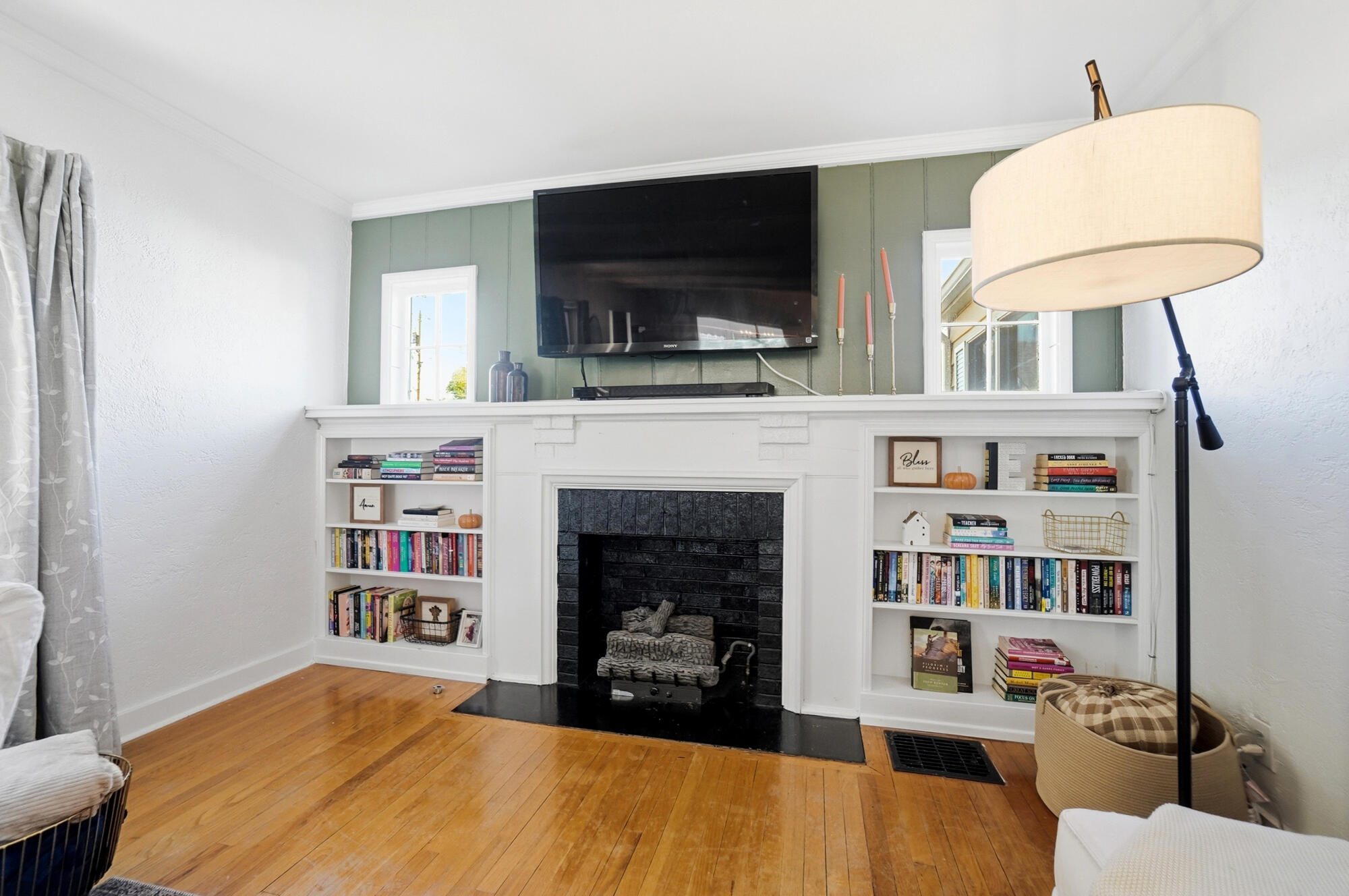 208 Walnut Street, Englewood, Ohio 45322