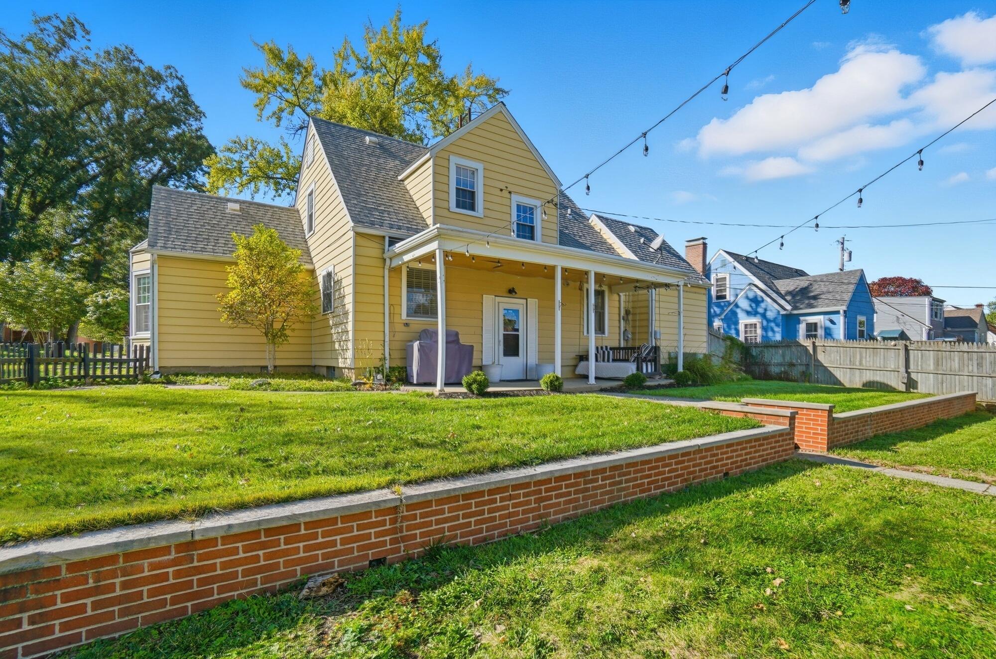 208 Walnut Street, Englewood, Ohio 45322