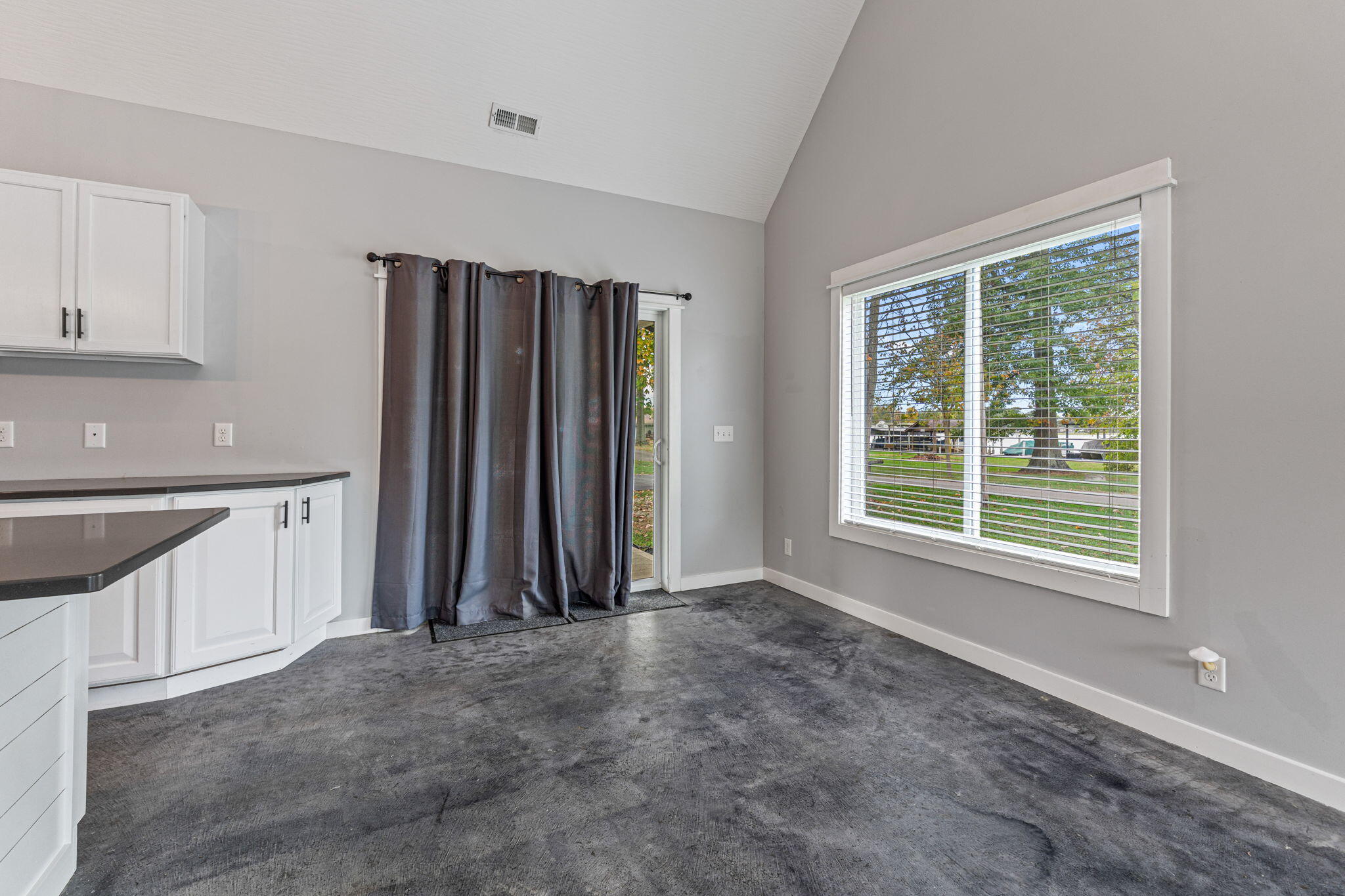 9814 Lake Breeze Drive, Belle Center, Ohio 43310