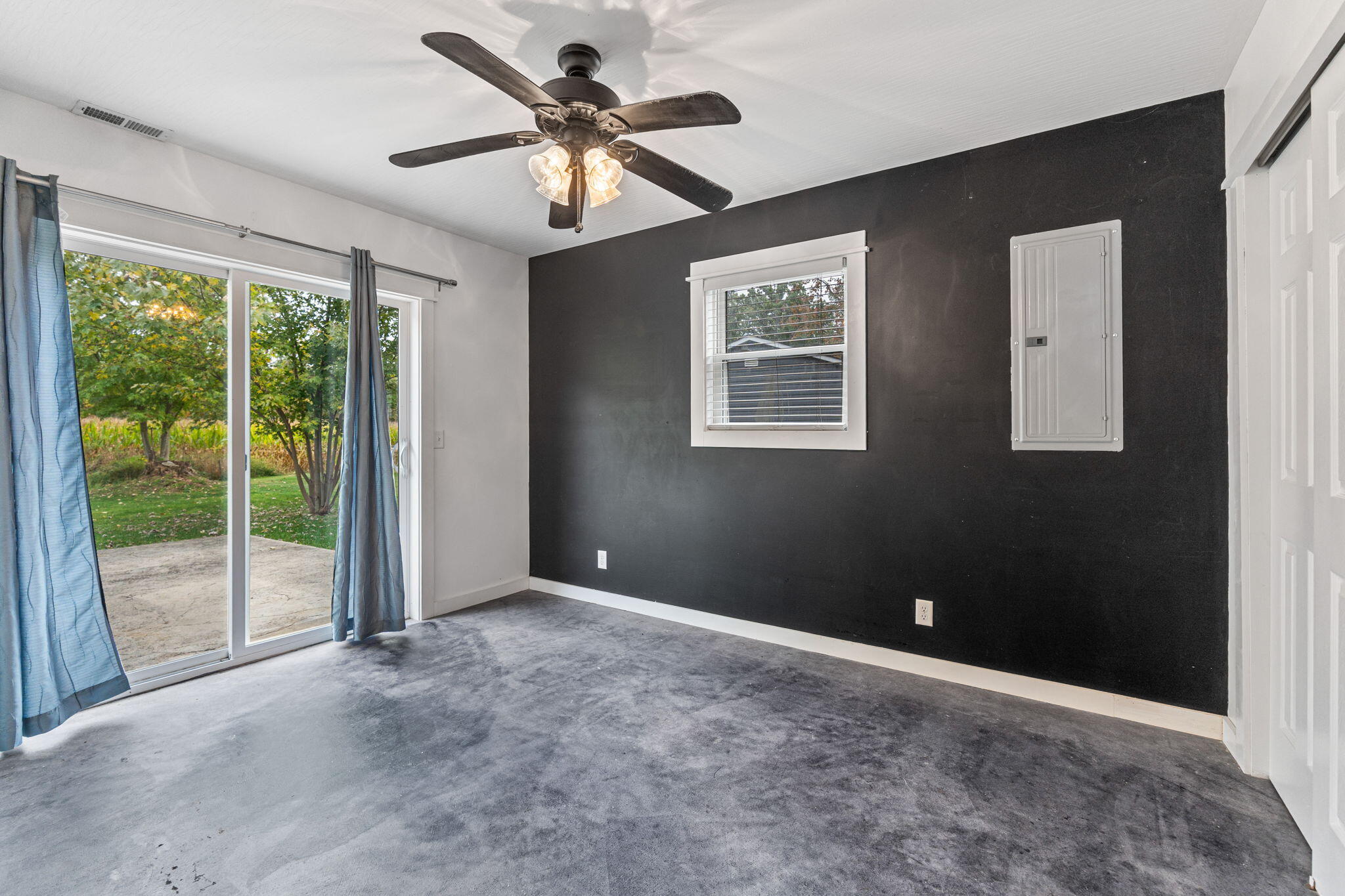 9814 Lake Breeze Drive, Belle Center, Ohio 43310