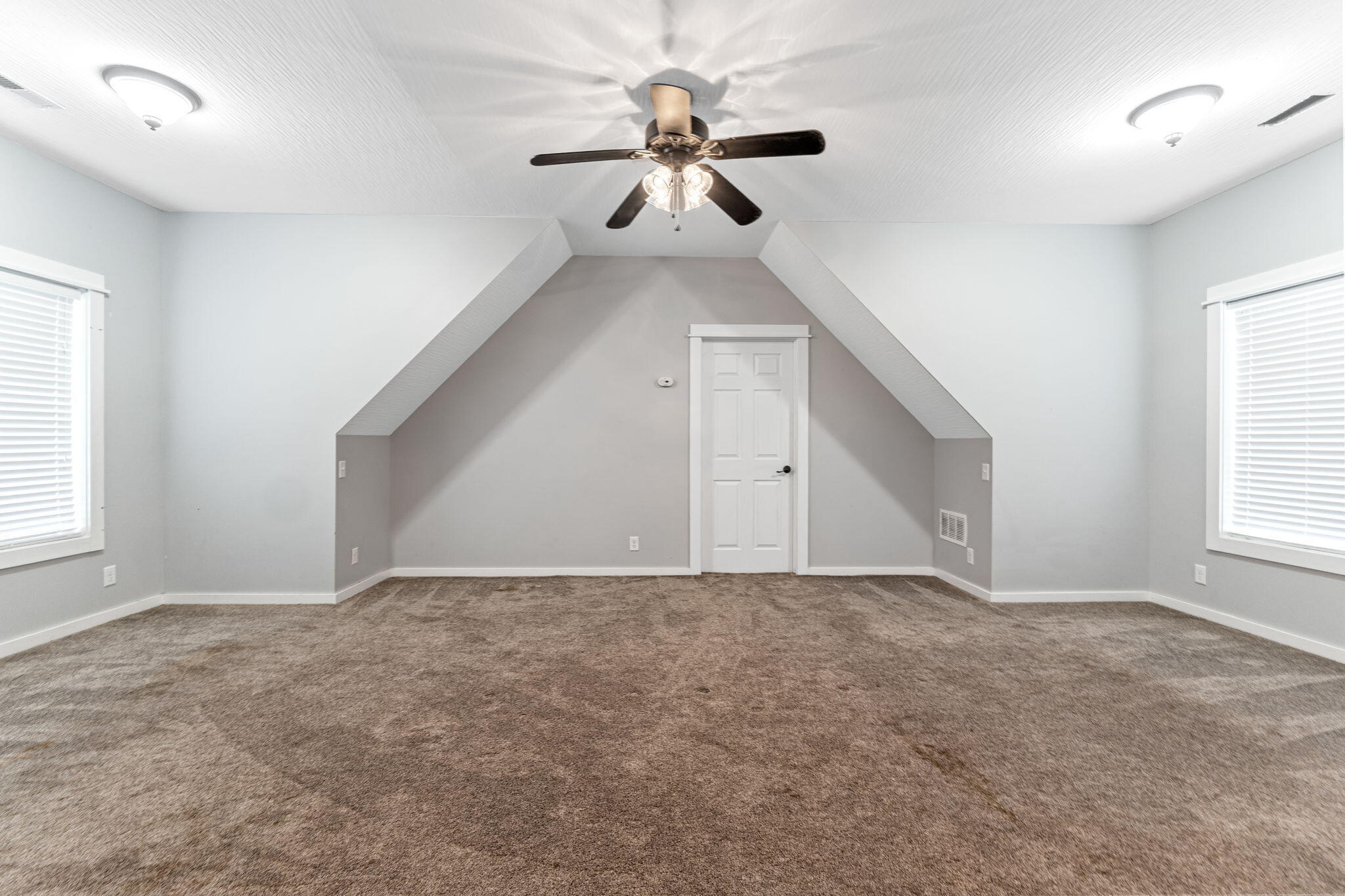 9814 Lake Breeze Drive, Belle Center, Ohio 43310
