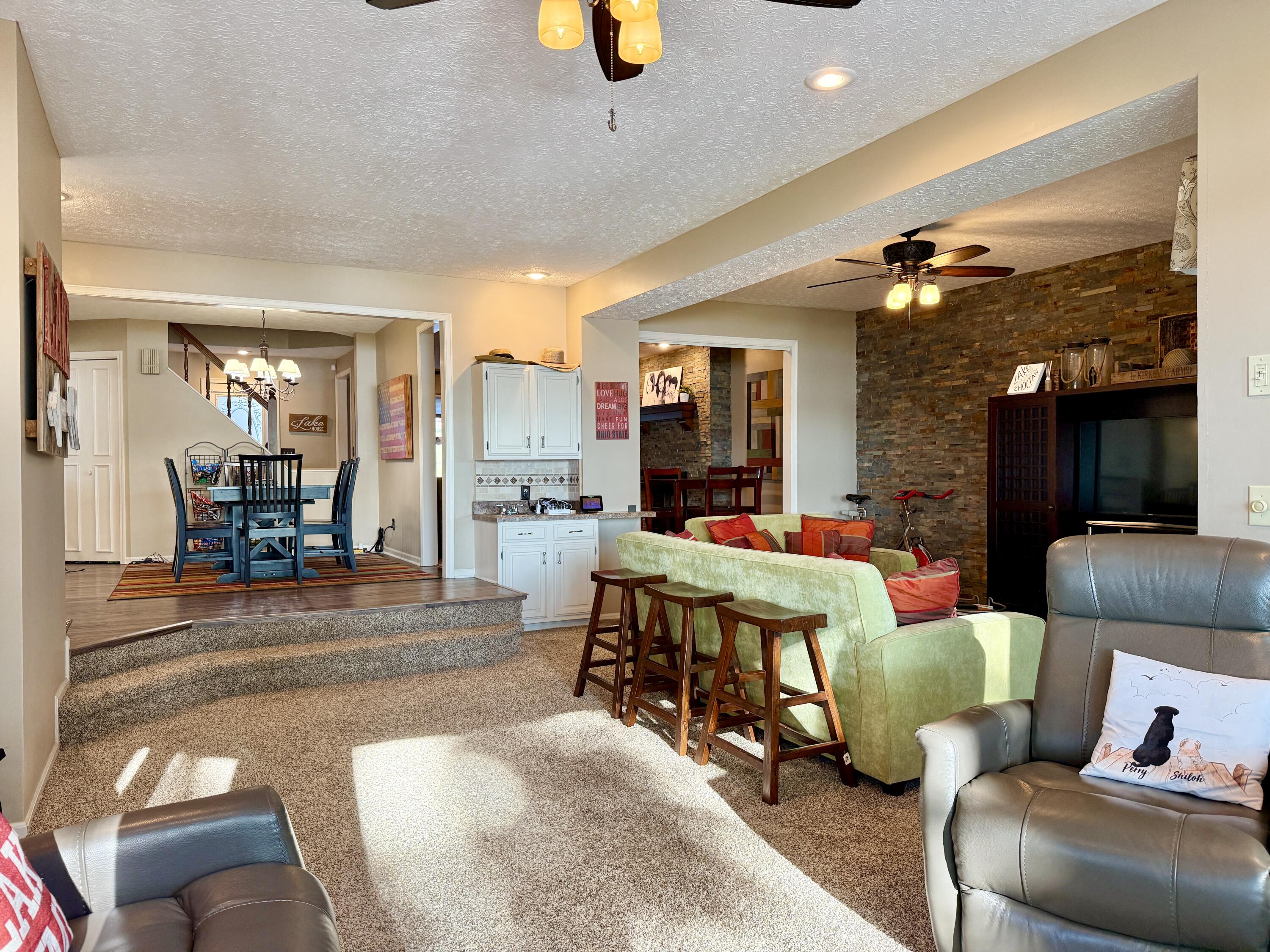 1405 Chickasaw Drive, London, Ohio 43140