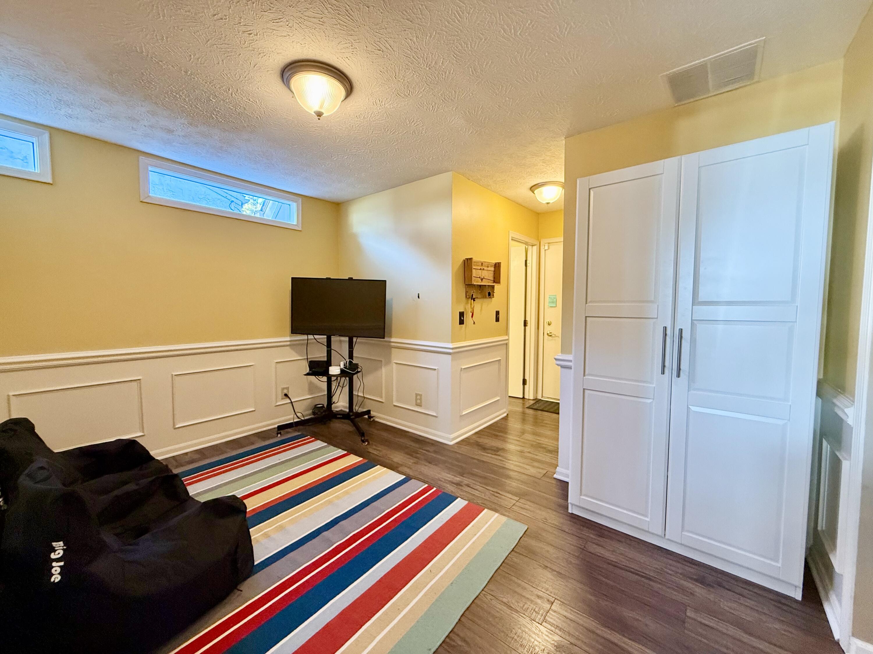 1405 Chickasaw Drive, London, Ohio 43140