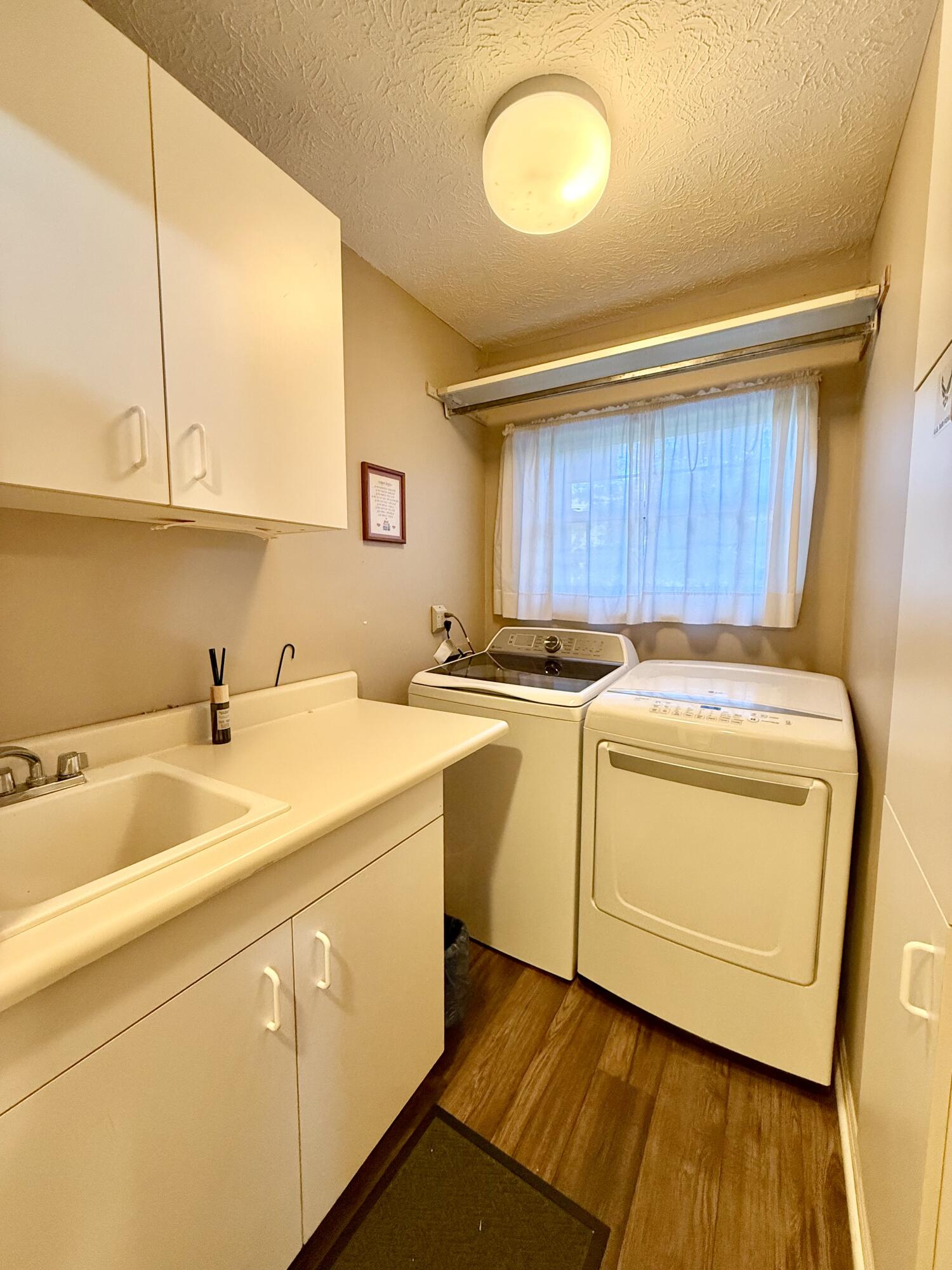 1405 Chickasaw Drive, London, Ohio 43140