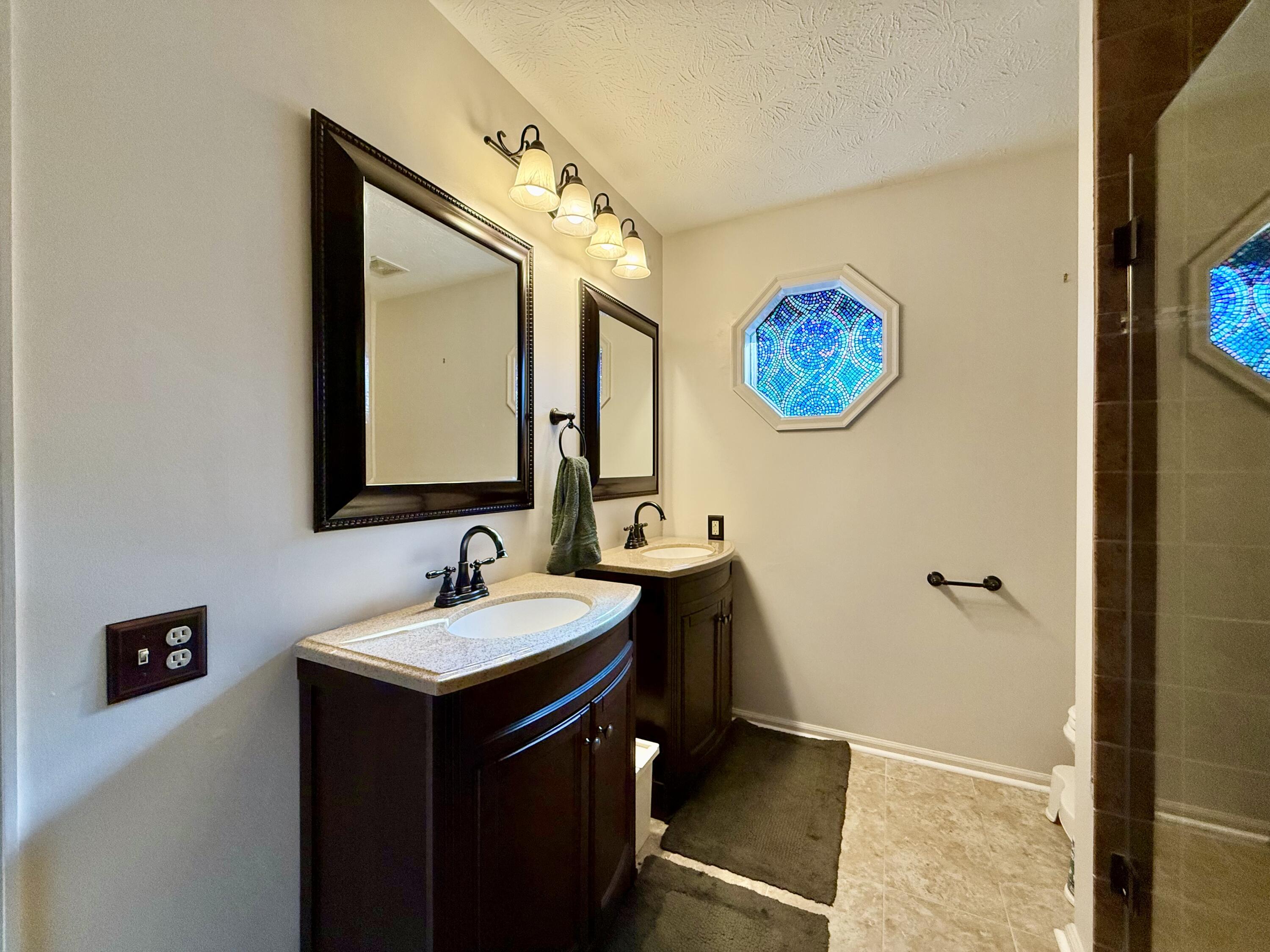 1405 Chickasaw Drive, London, Ohio 43140