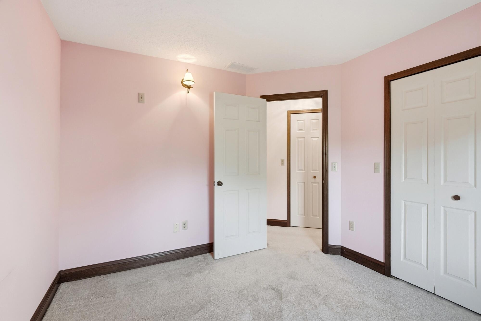 2244 Blackoak Drive, Troy, Ohio 45373