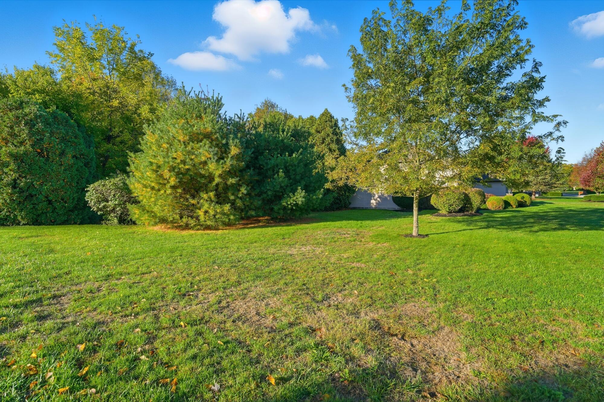 2244 Blackoak Drive, Troy, Ohio 45373