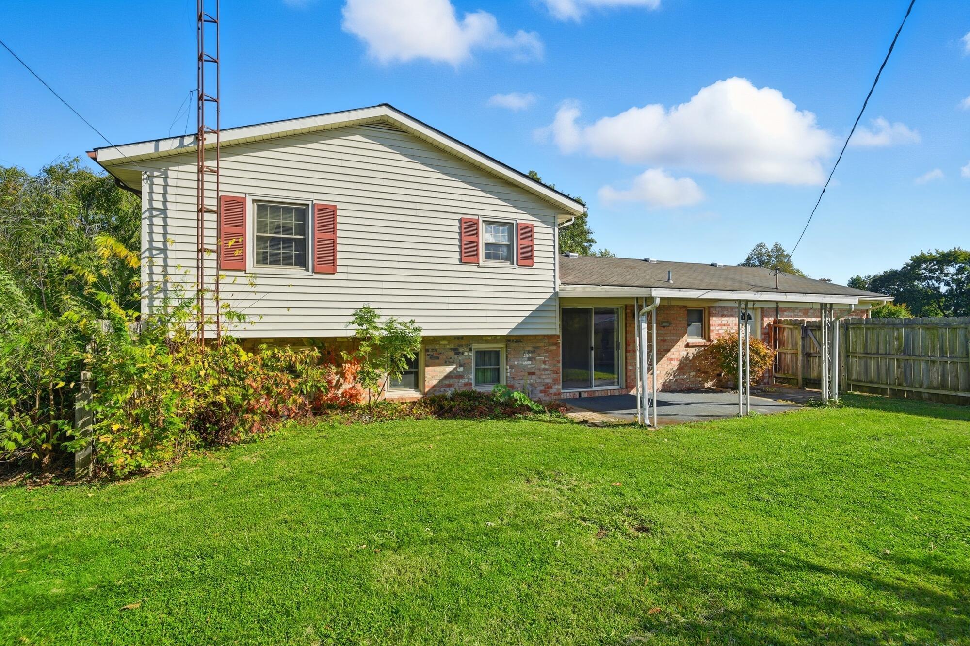 201 Henry Street, New Carlisle, Ohio 45344