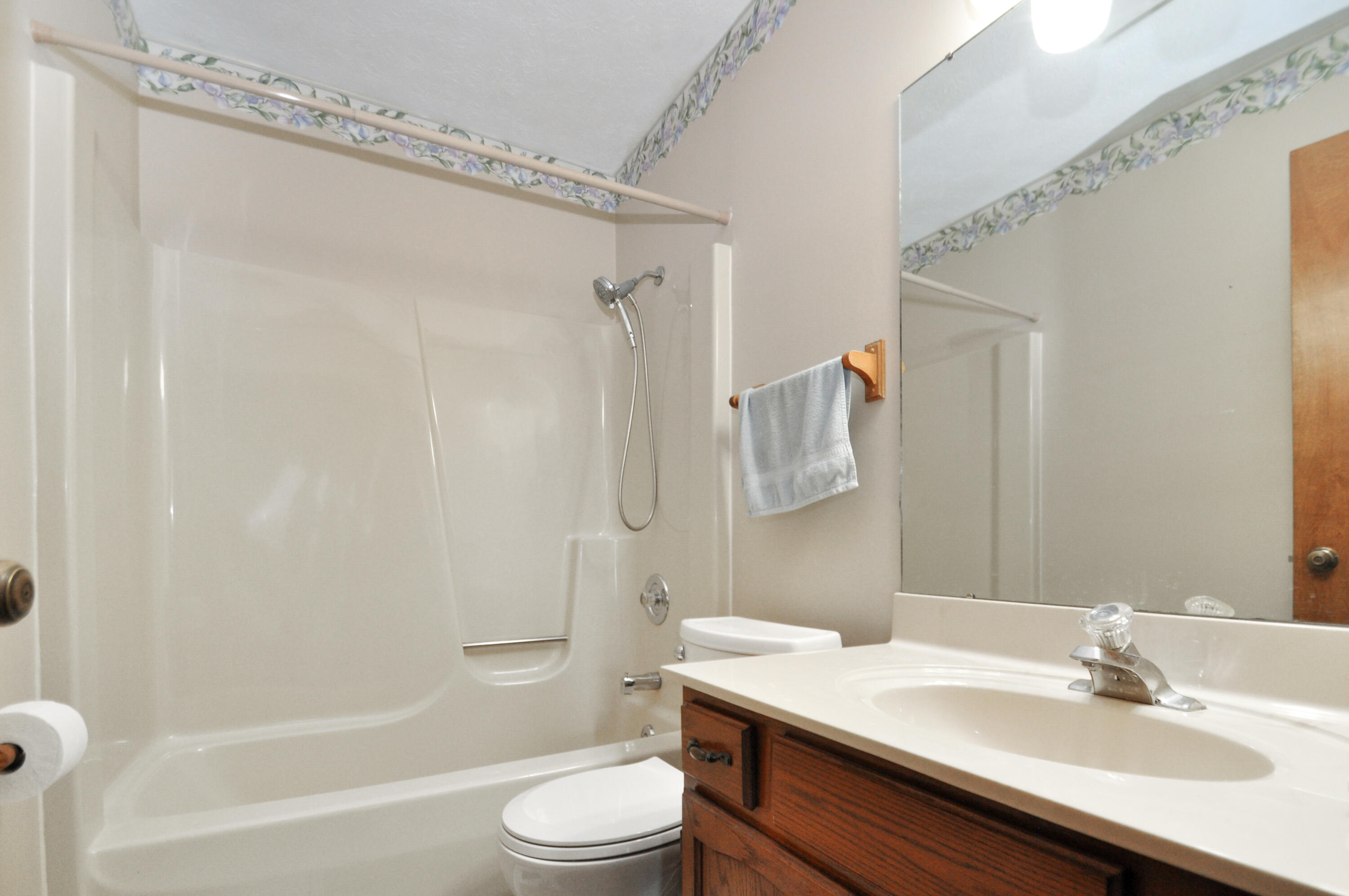 1831 Wilshire Drive, Piqua, Ohio 45356