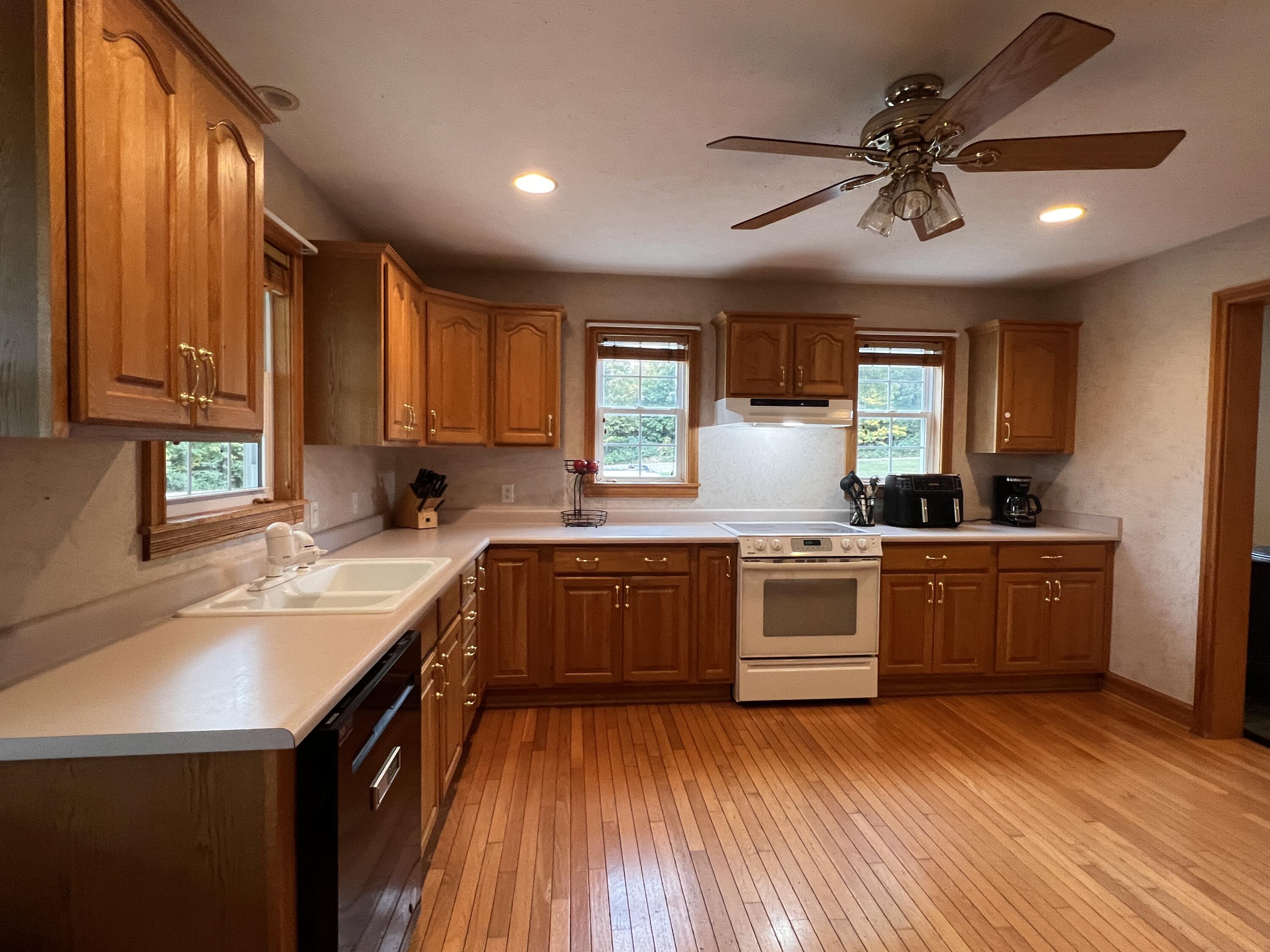 7521 Brush Lake Road, North Lewisburg, Ohio 43060