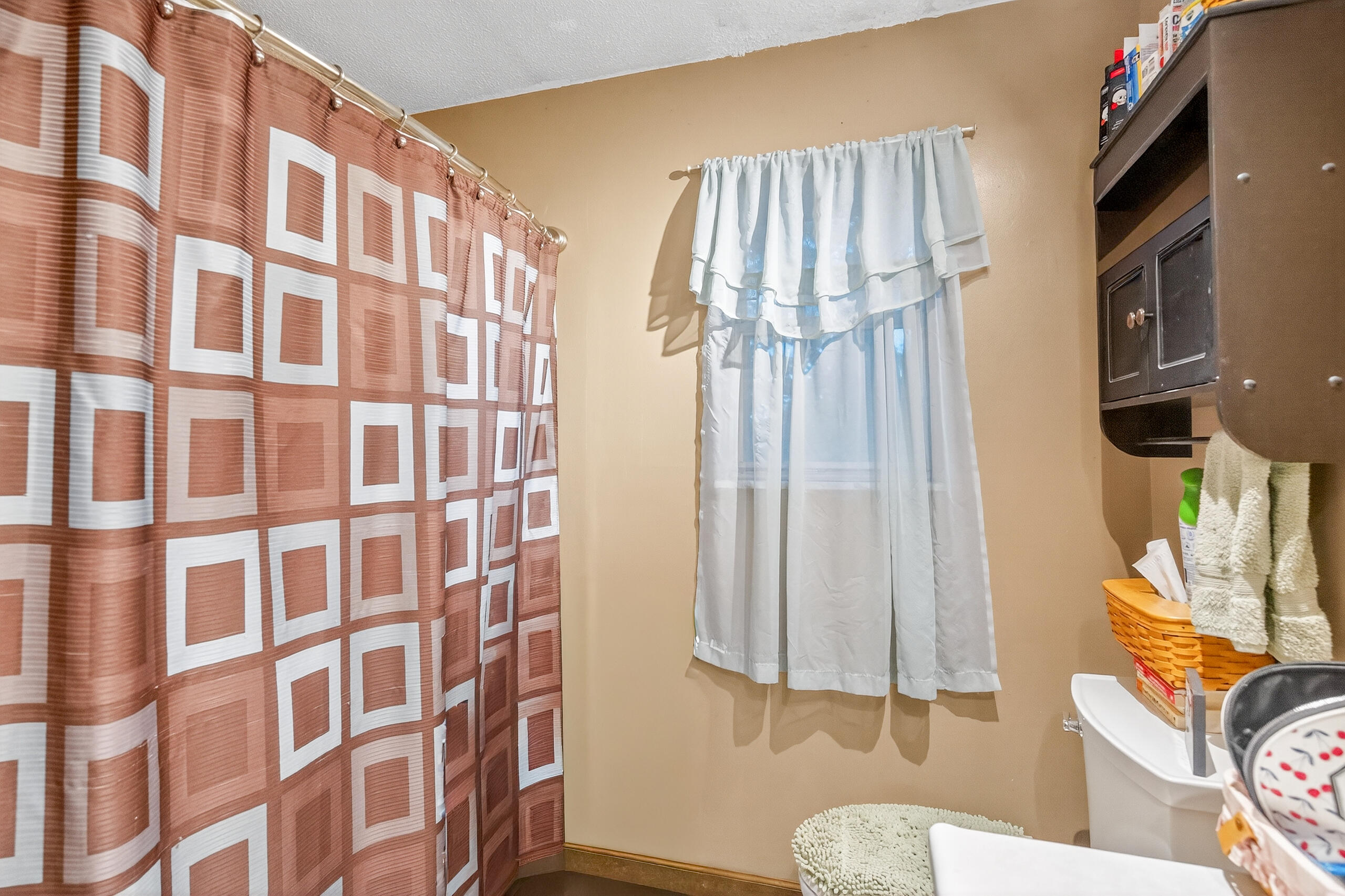 828 West Avenue, Sidney, Ohio 45365