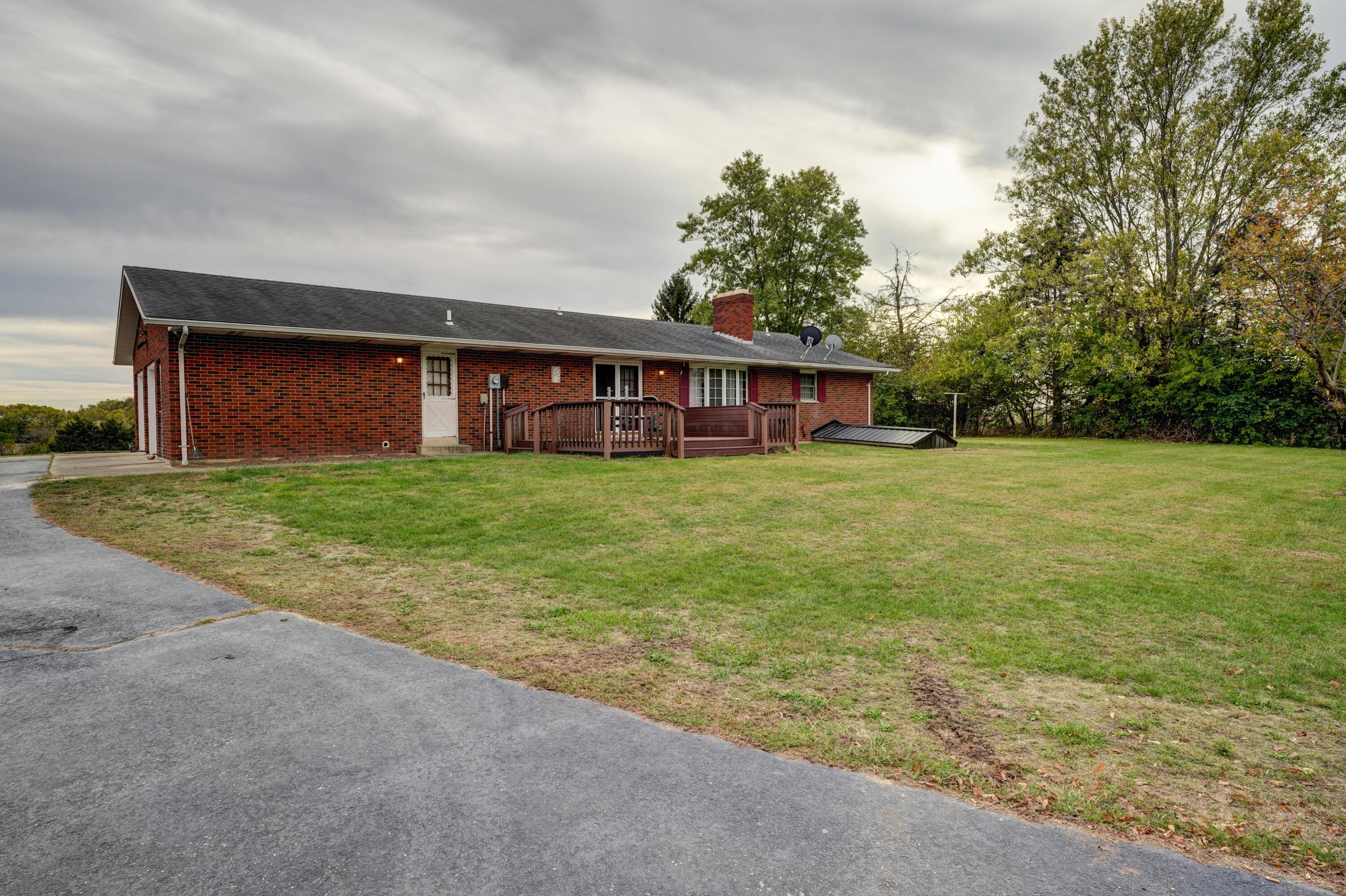 1212 Hollansburg Arcanum Road, New Madison, Ohio 45346