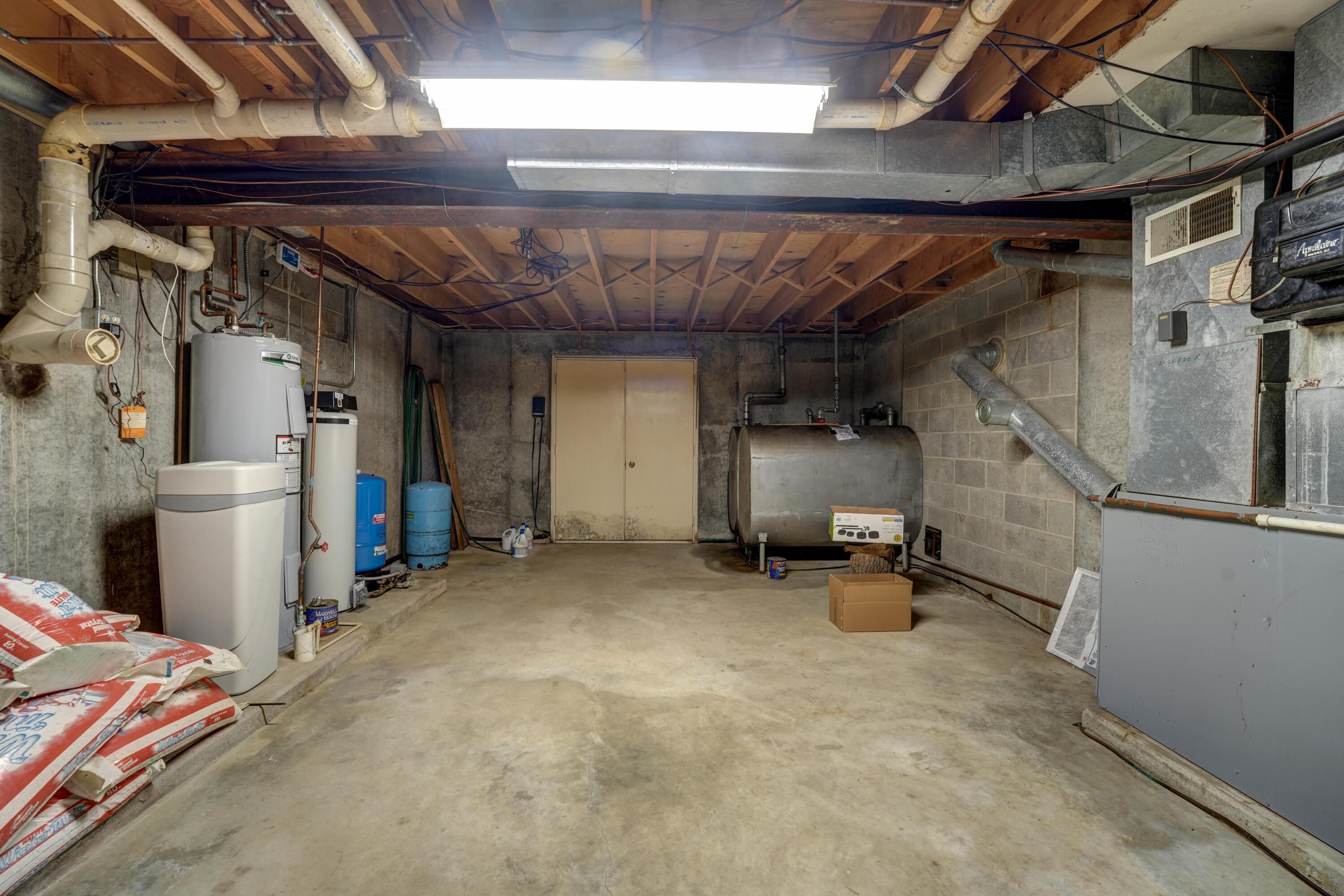 1212 Hollansburg Arcanum Road, New Madison, Ohio 45346