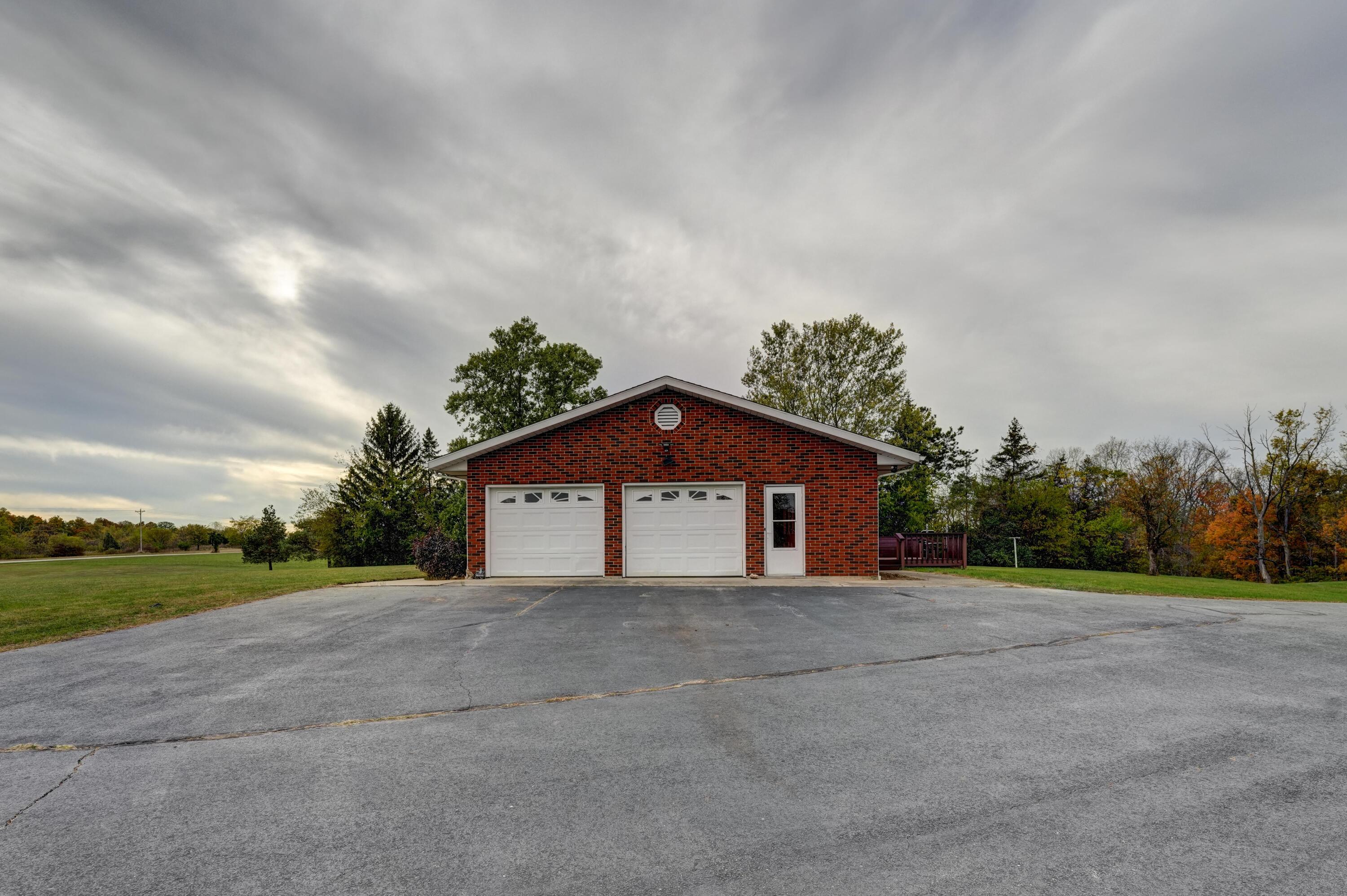 1212 Hollansburg Arcanum Road, New Madison, Ohio 45346