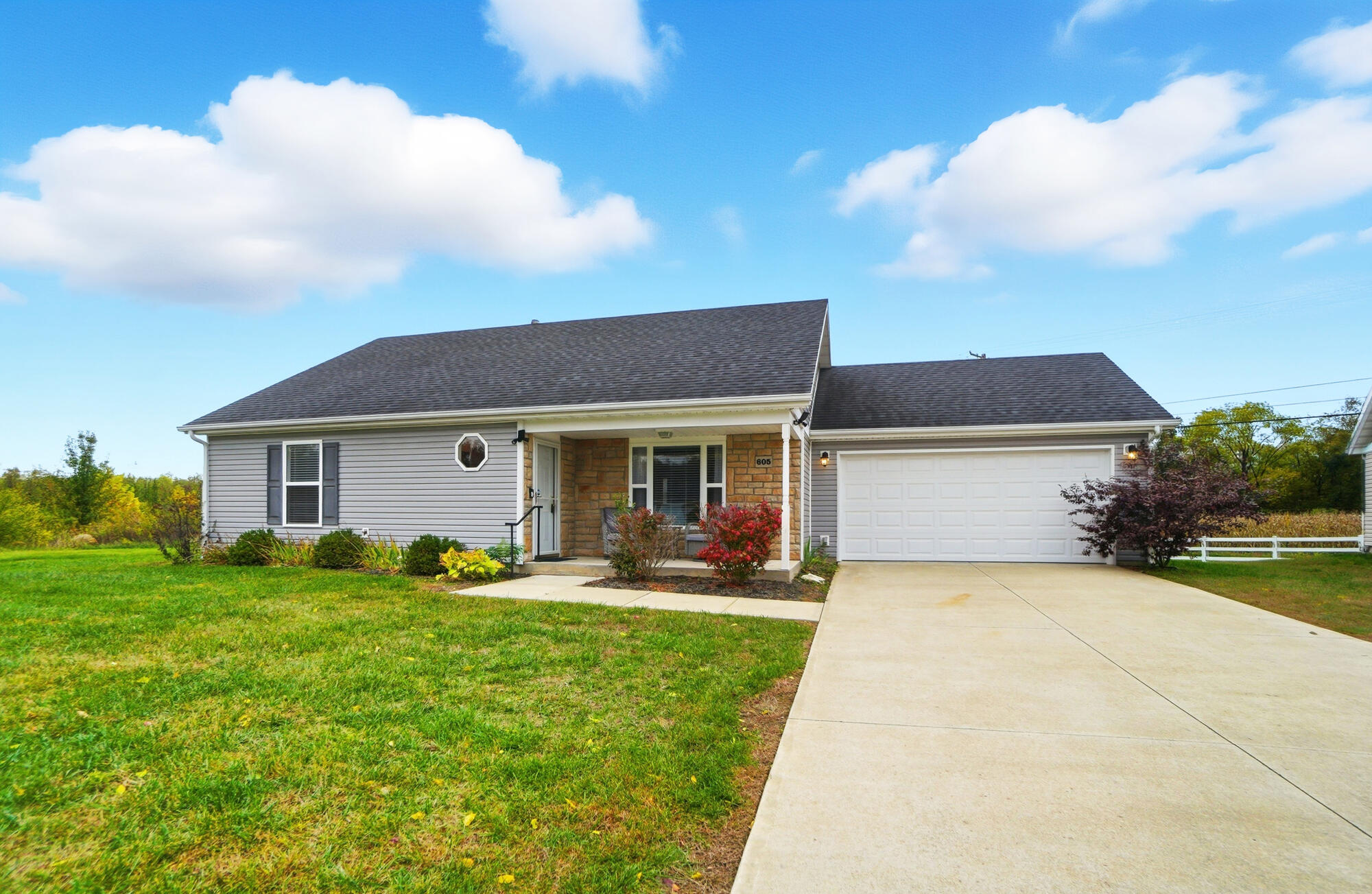 605 Fenview Drive, New Carlisle, Ohio 45344