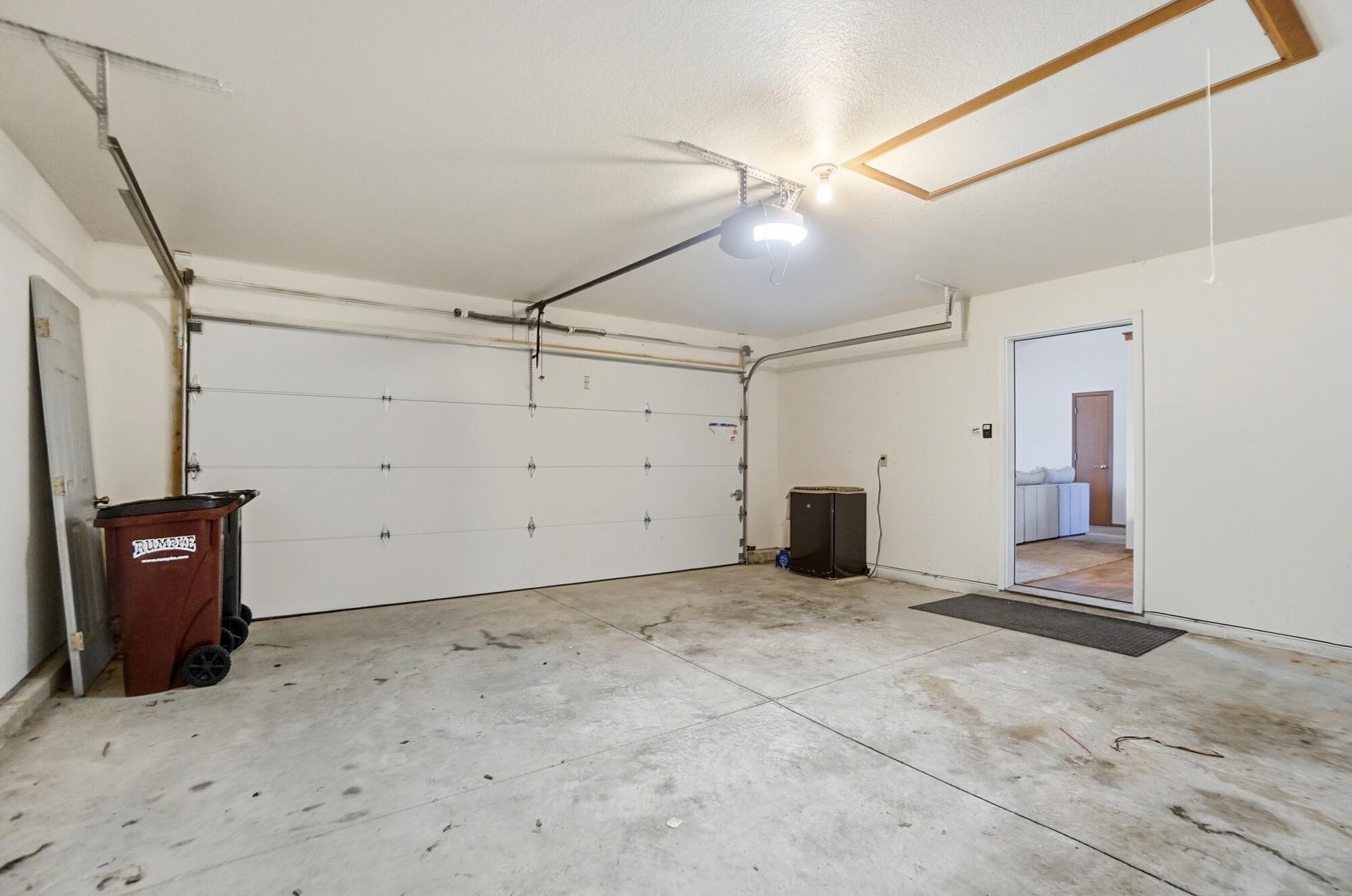 605 Fenview Drive, New Carlisle, Ohio 45344