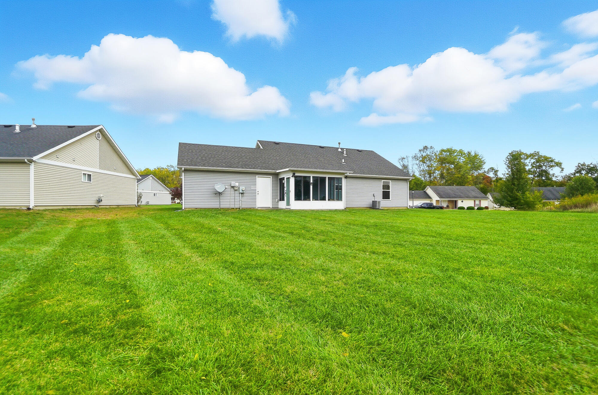 605 Fenview Drive, New Carlisle, Ohio 45344