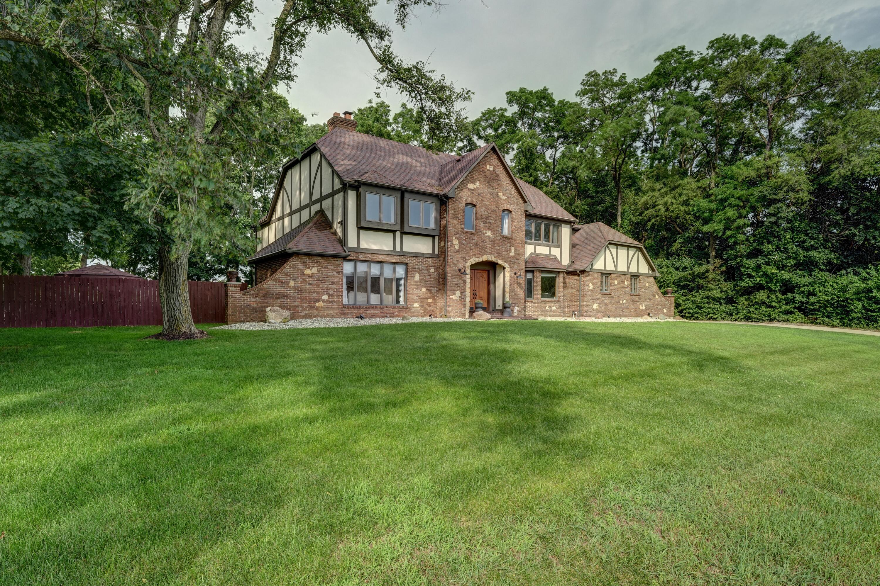 7116 Dominican Drive, Dayton, Ohio 45415