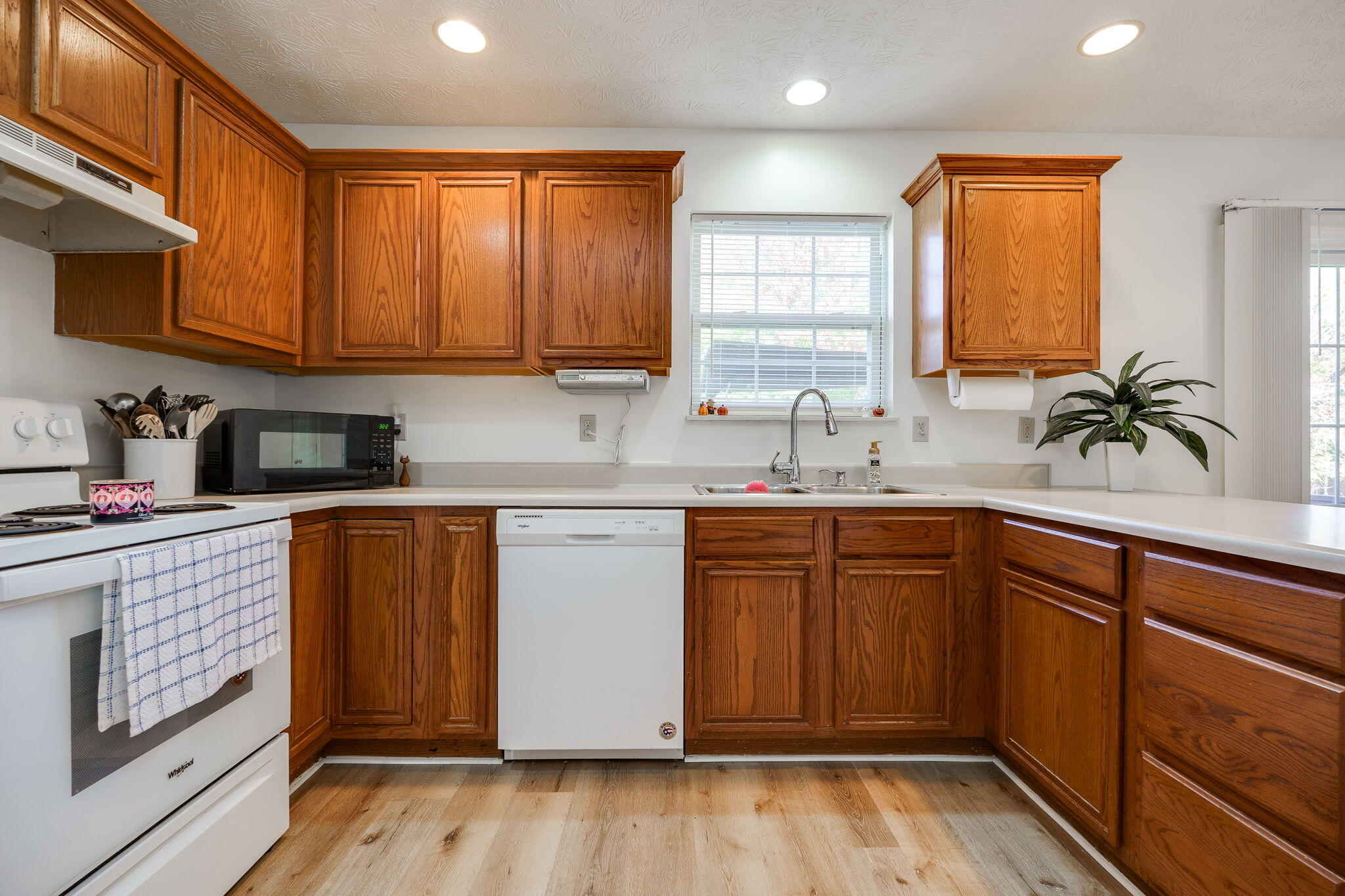 794 Donnelly Avenue, Springfield, Ohio 45503