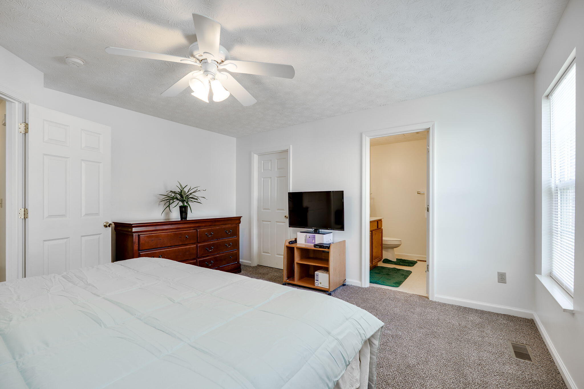 794 Donnelly Avenue, Springfield, Ohio 45503