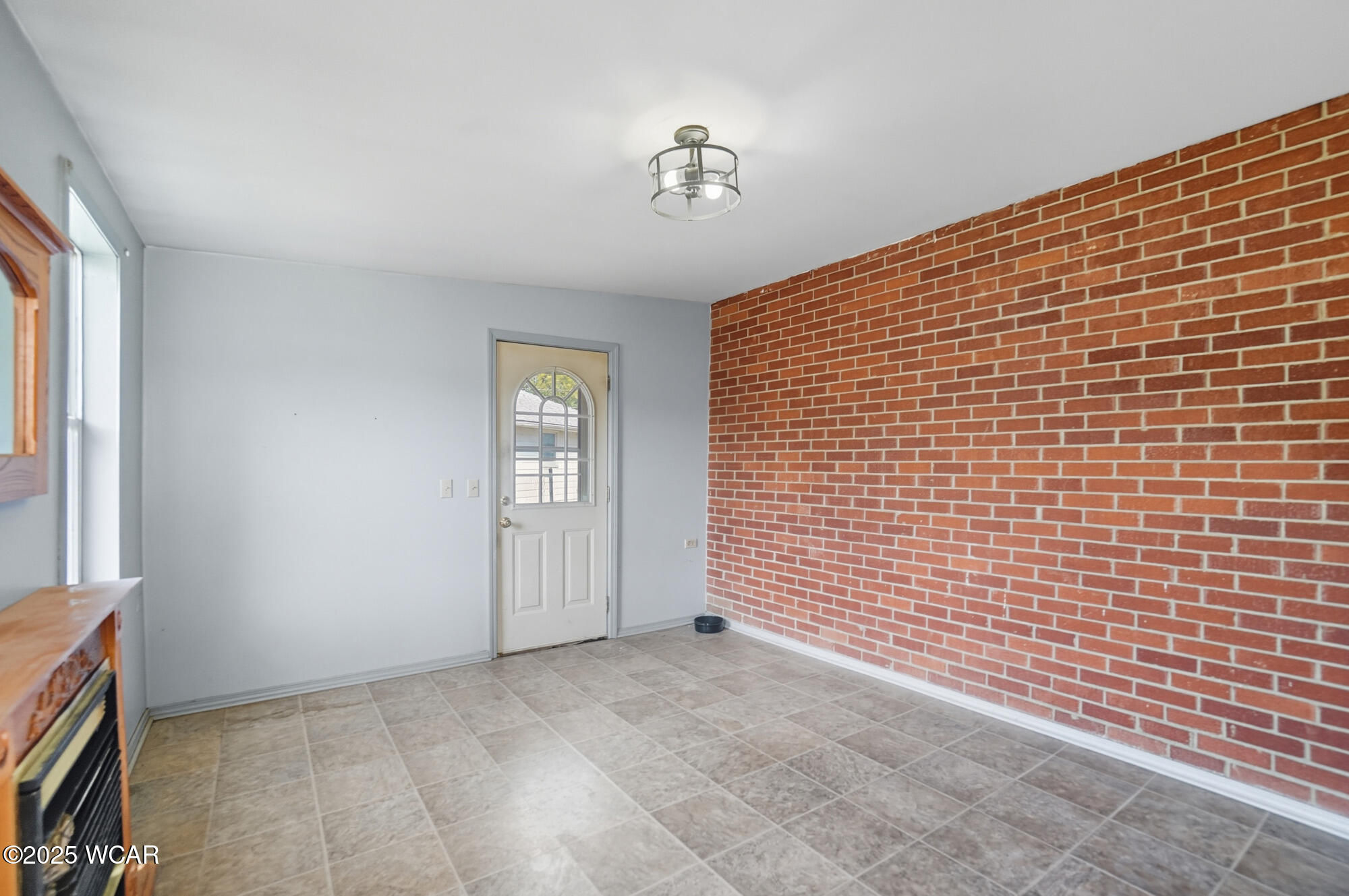 210 Eastown Park Row, Findlay, Ohio