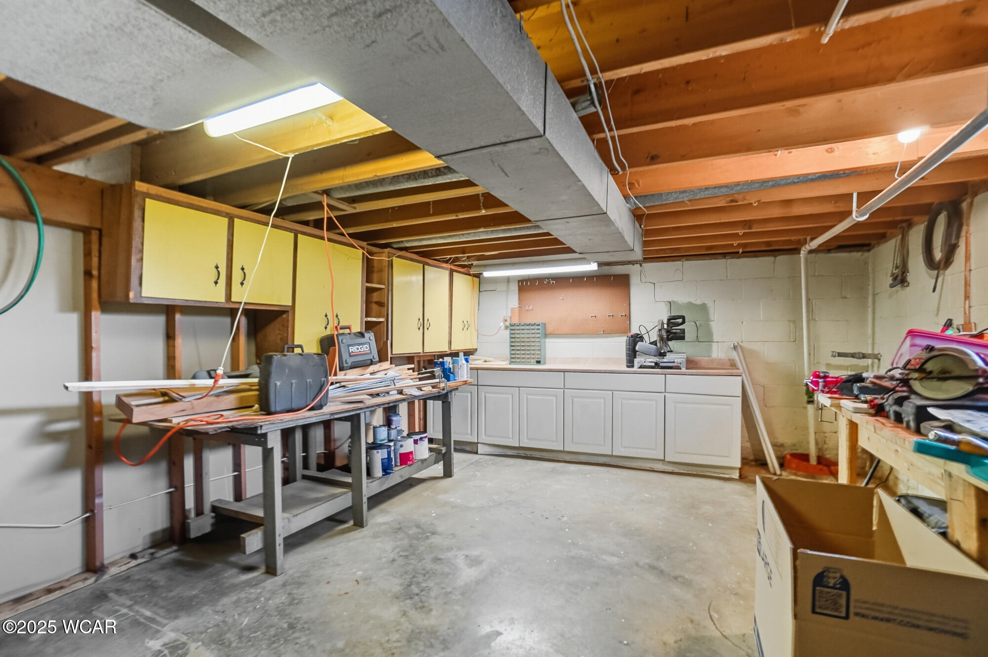 210 Eastown Park Row, Findlay, Ohio