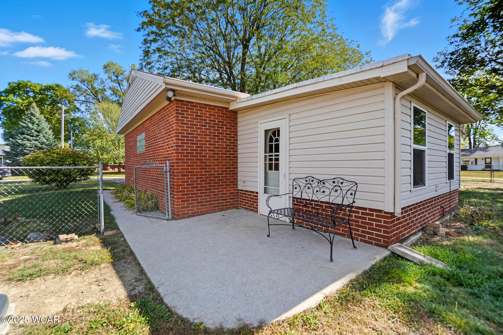 210 Eastown Park Row, Findlay, Ohio