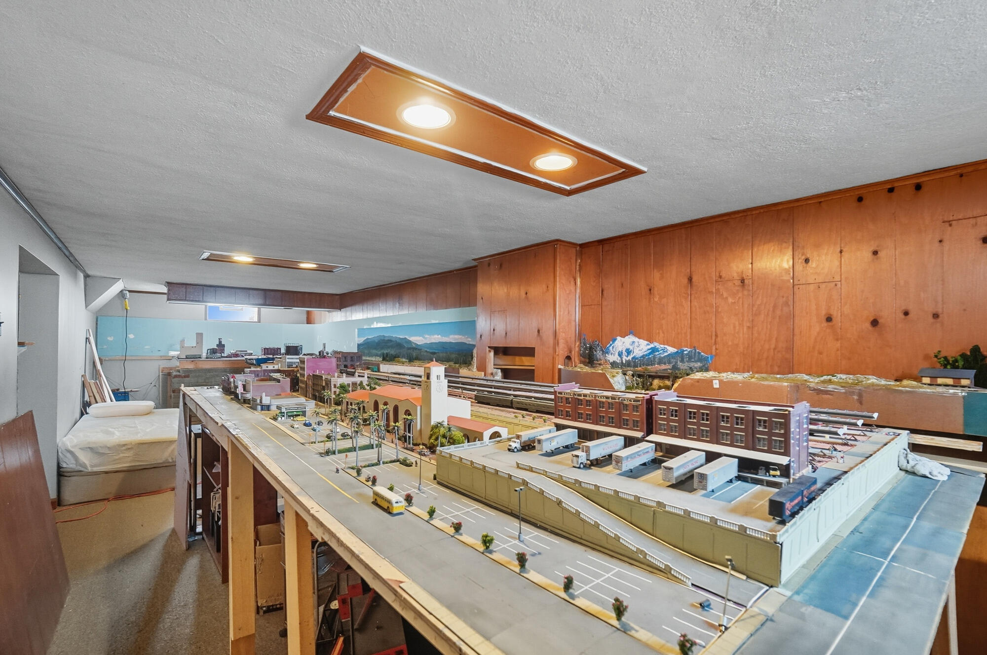 4284 Beechgrove Drive, Grove City, Ohio 43123