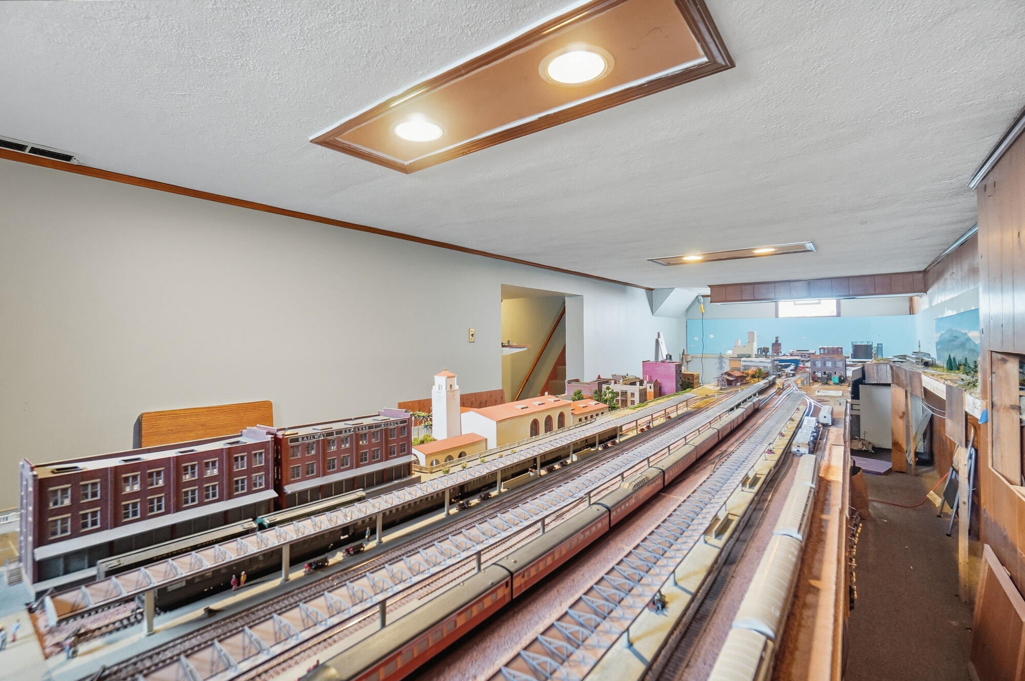 4284 Beechgrove Drive, Grove City, Ohio 43123