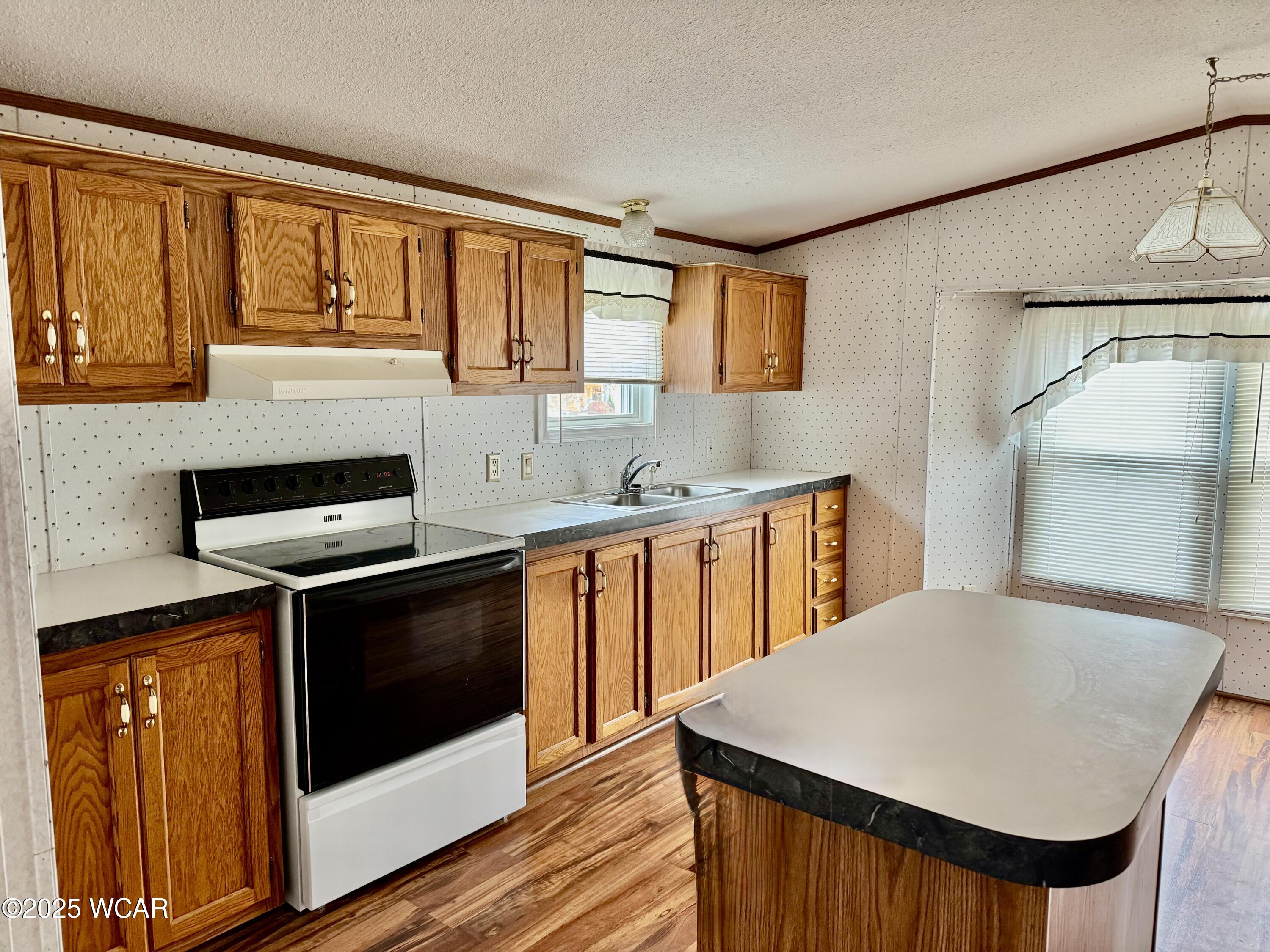 222 Pinewood Circle, Lima, Ohio