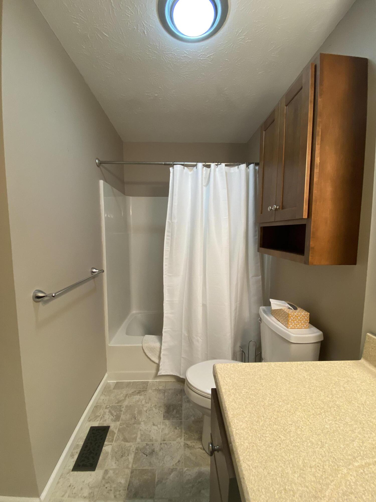 1811 Greenbriar Drive, Troy, Ohio 45373