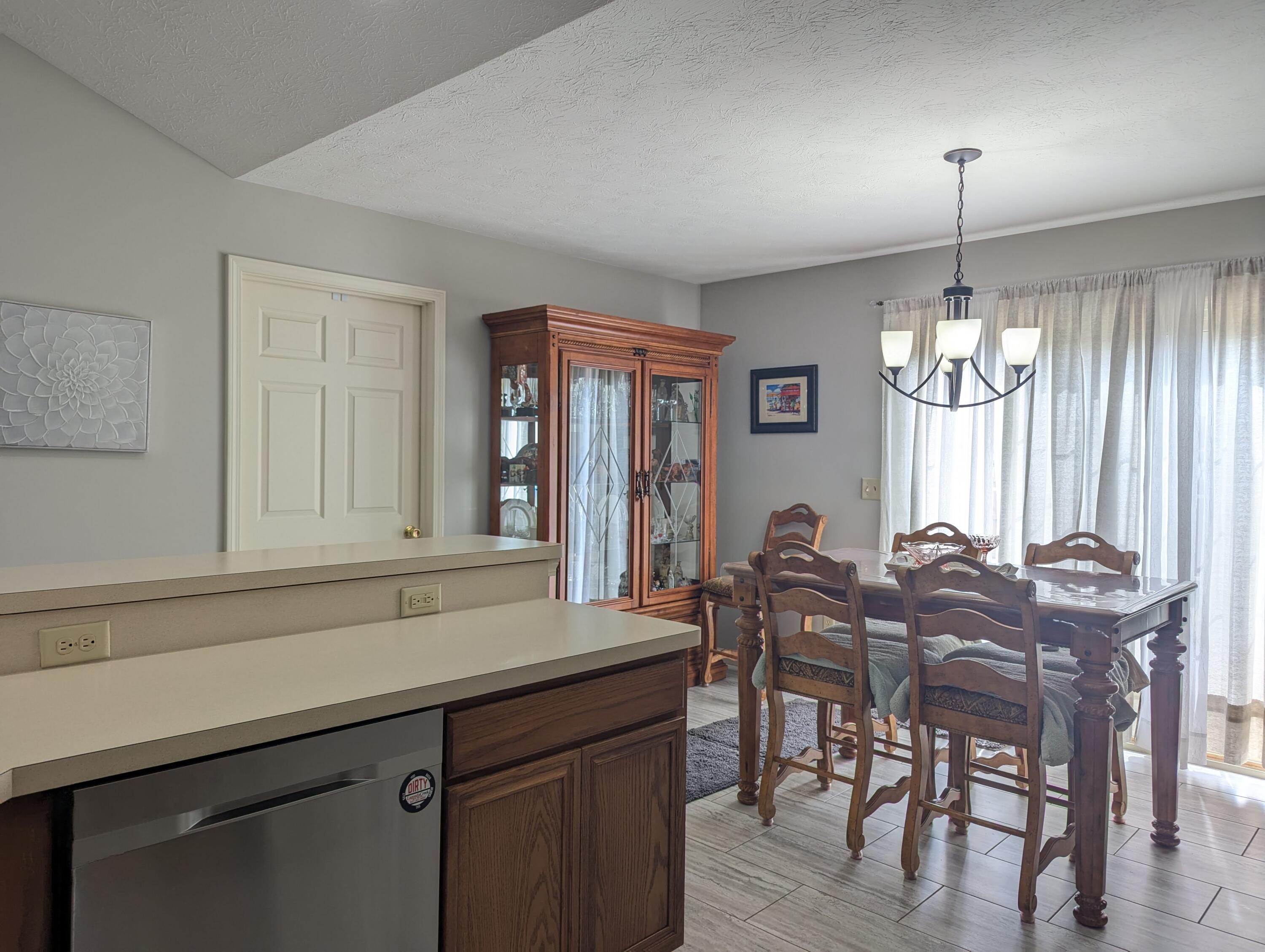 593 Hiser Avenue, Springfield, Ohio 45503