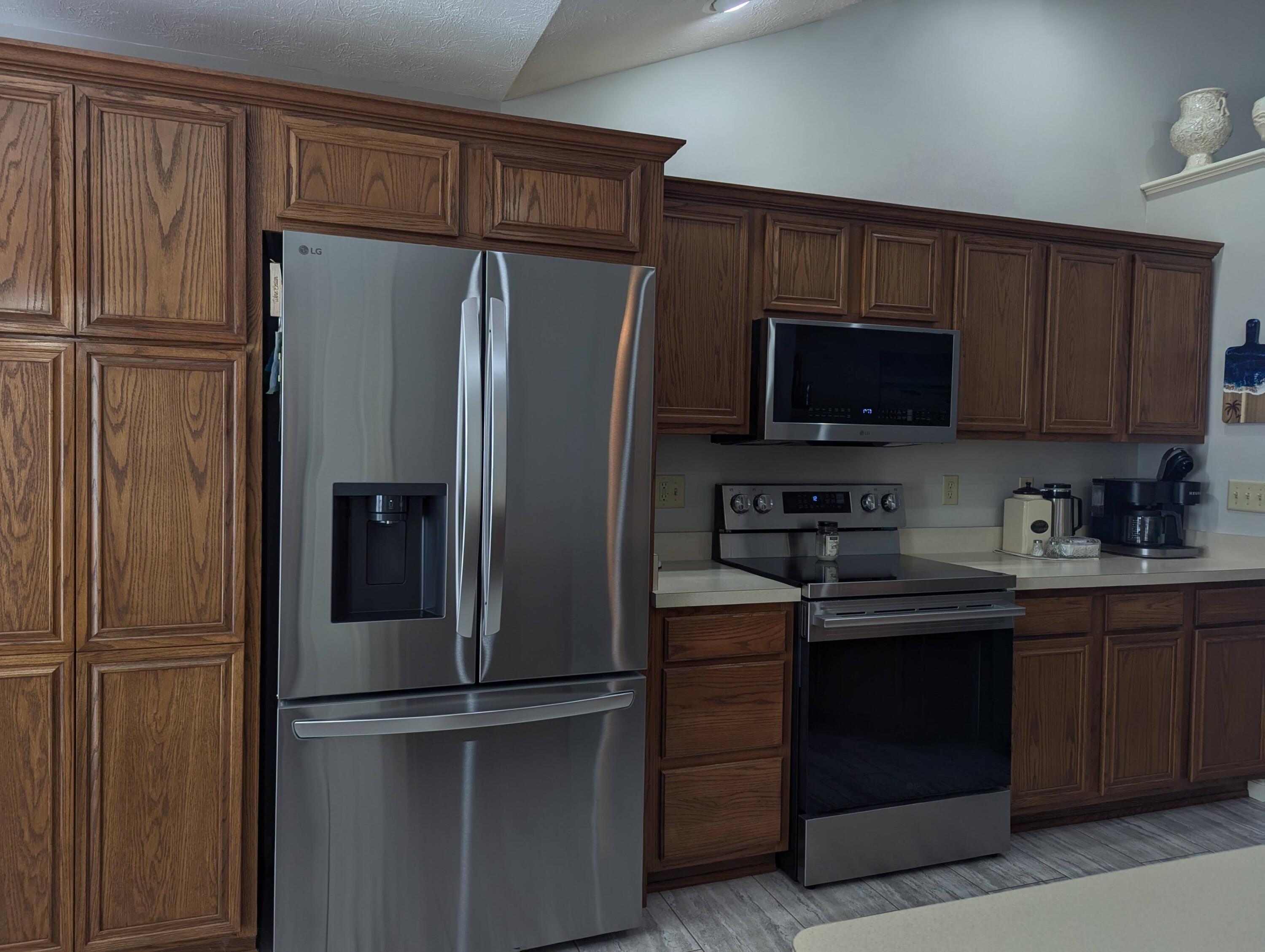 593 Hiser Avenue, Springfield, Ohio 45503