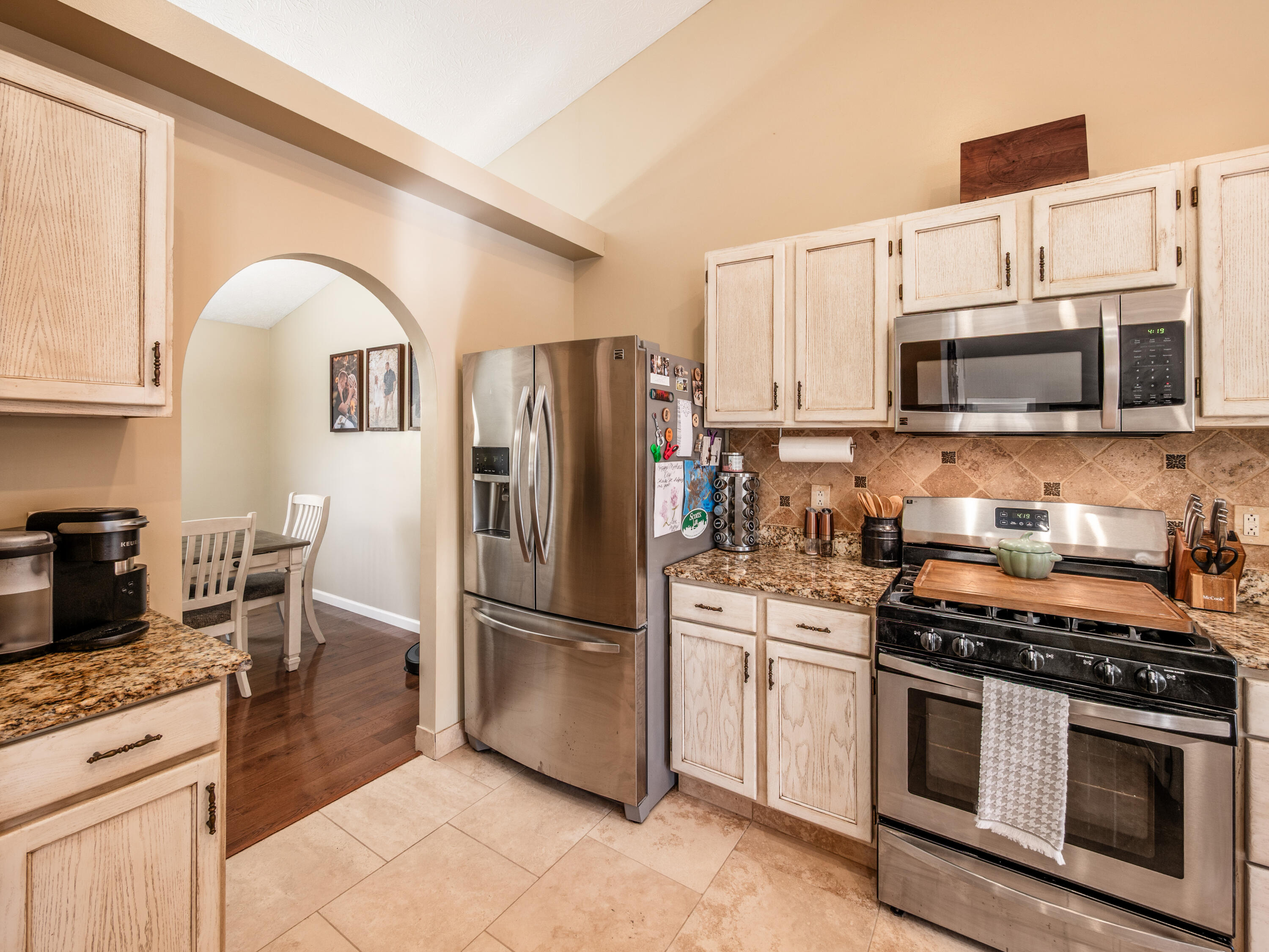 1304 Milstone Drive, Marysville, Ohio 43040