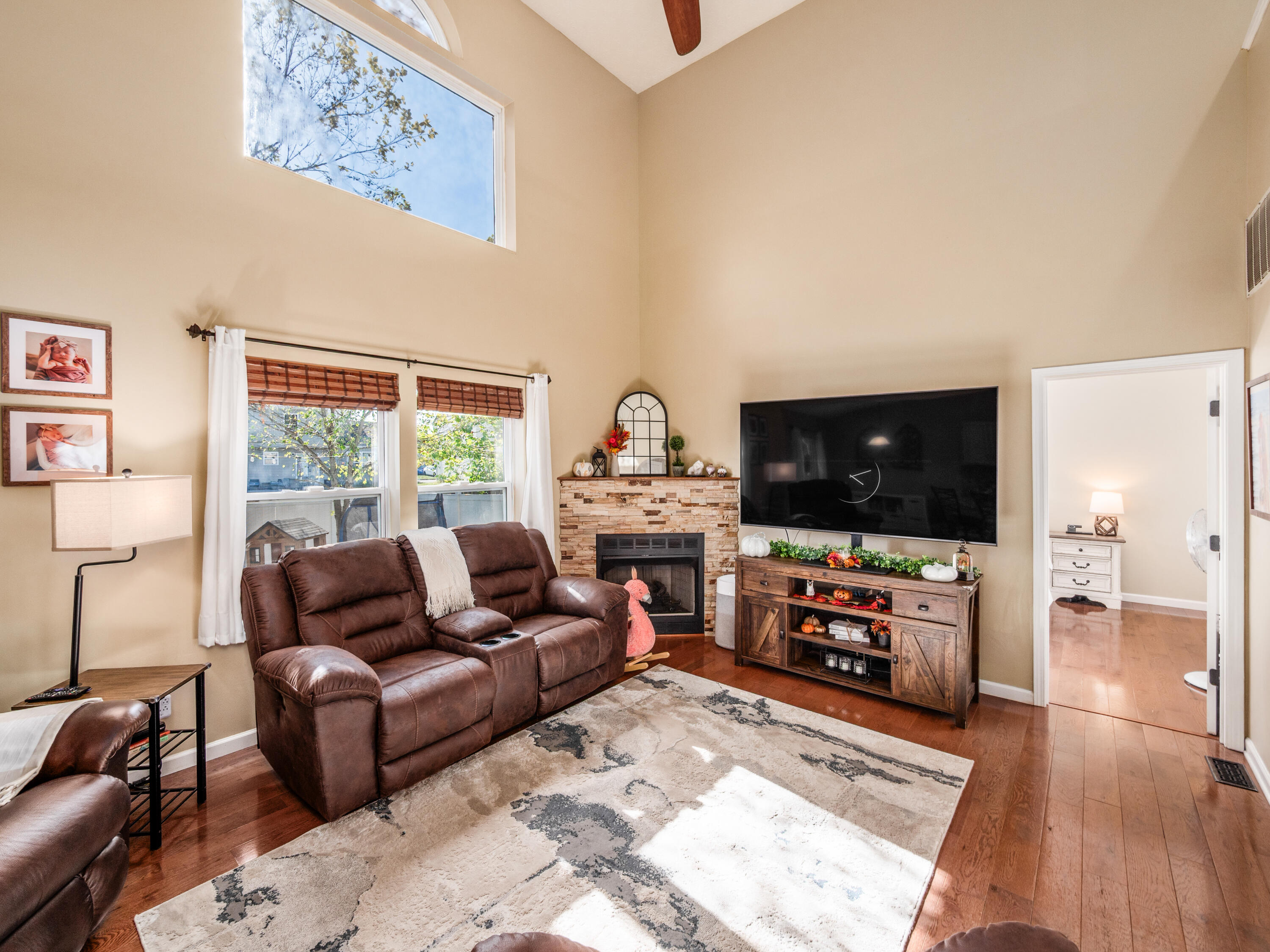 1304 Milstone Drive, Marysville, Ohio 43040