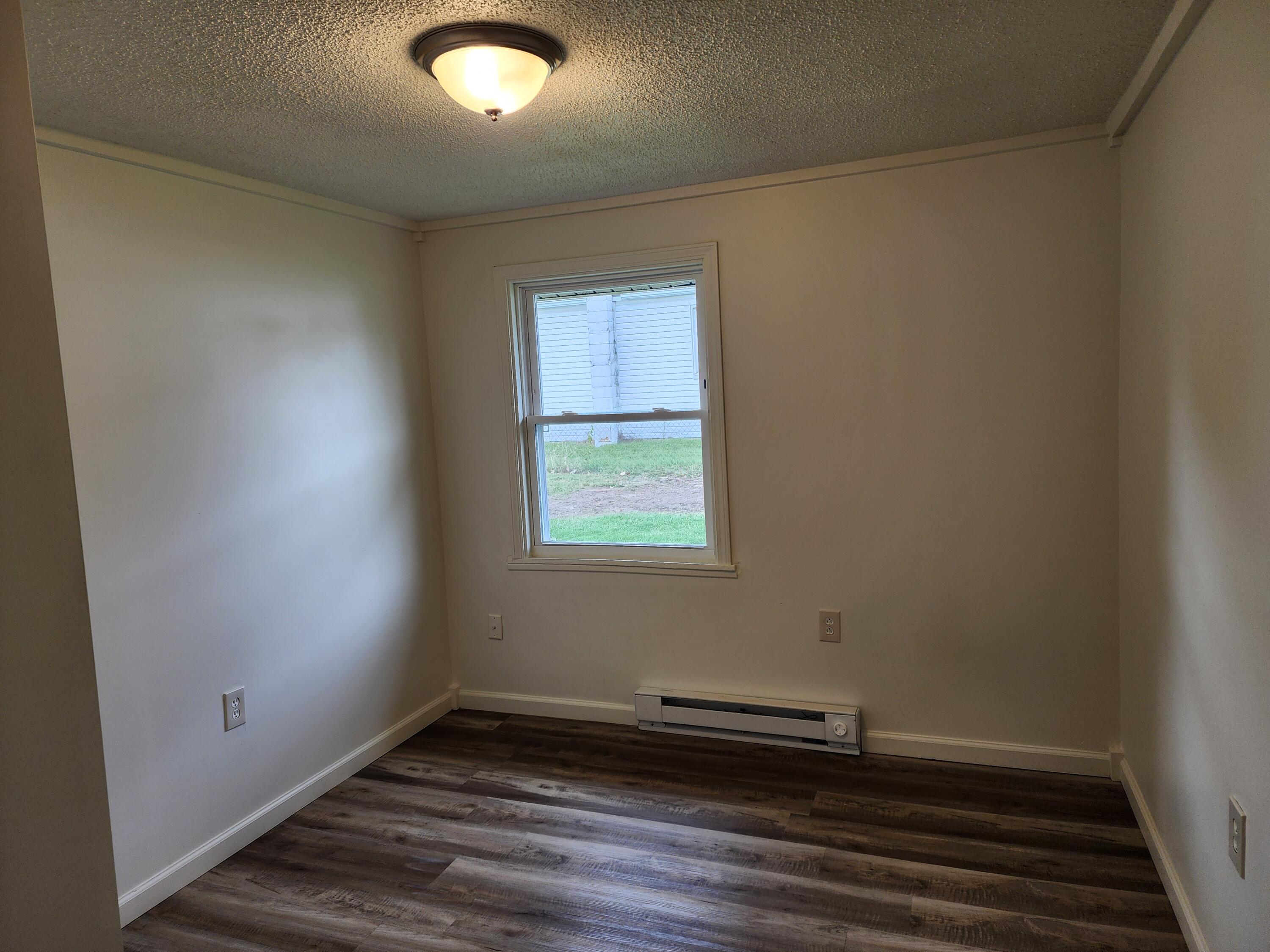 6 Stewart Avenue, London, Ohio 43140