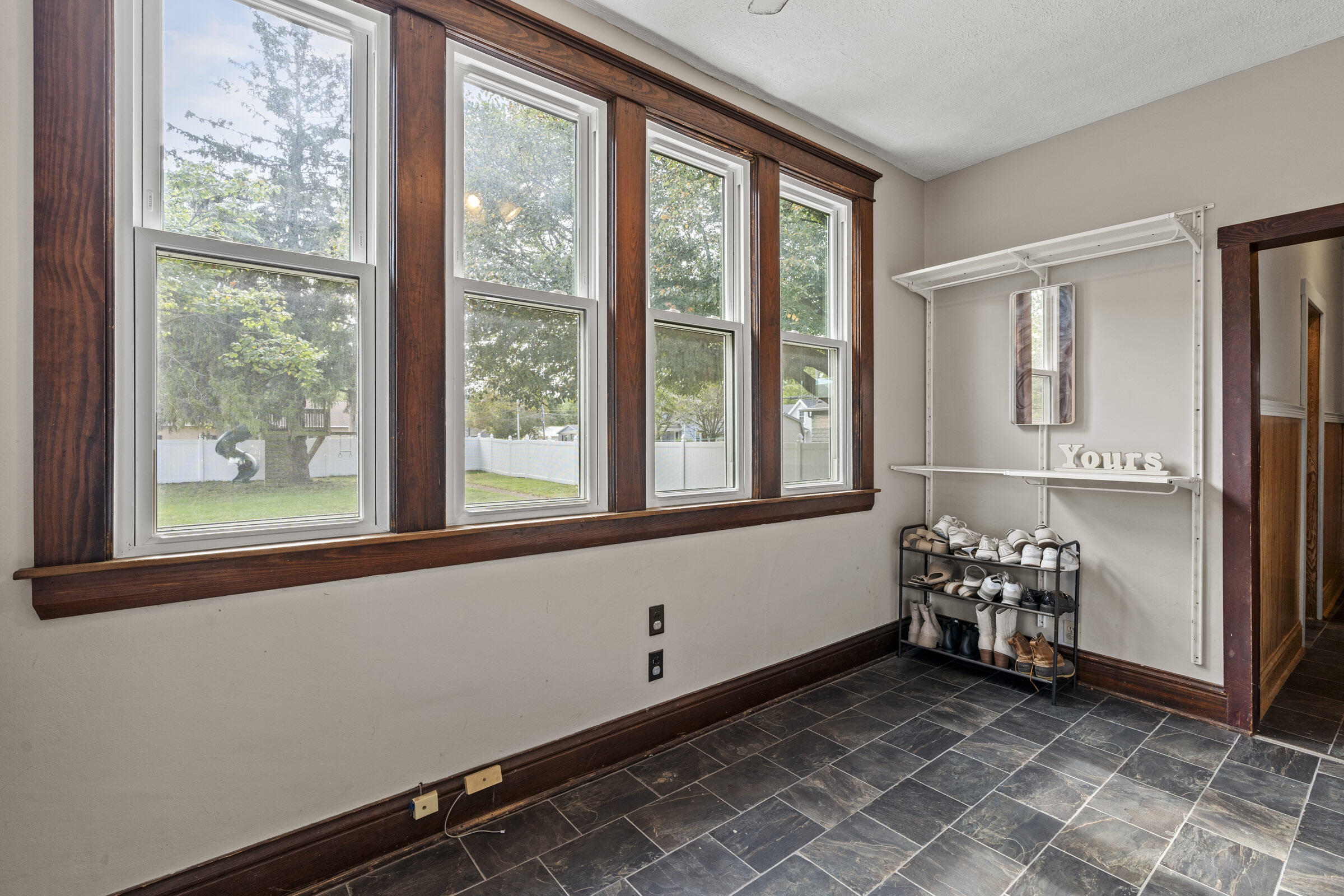 15 Jamestown Street, South Charleston, Ohio 45368