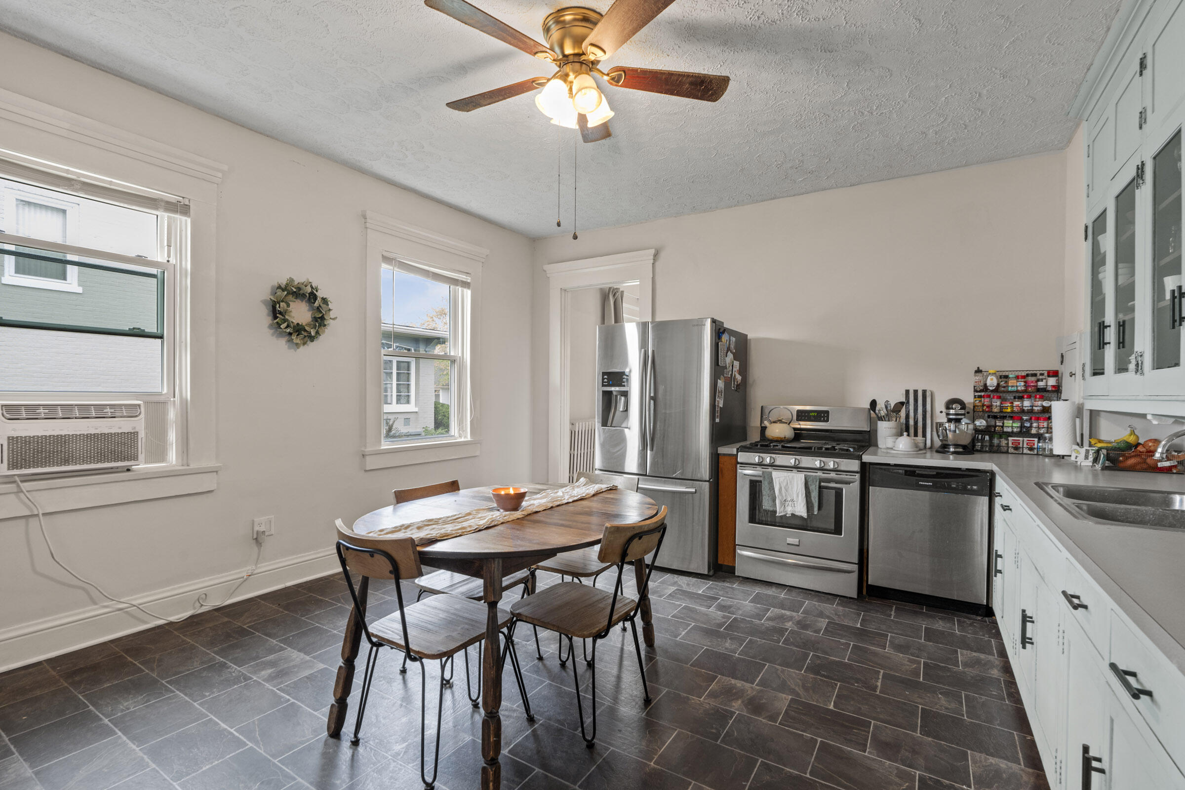 15 Jamestown Street, South Charleston, Ohio 45368