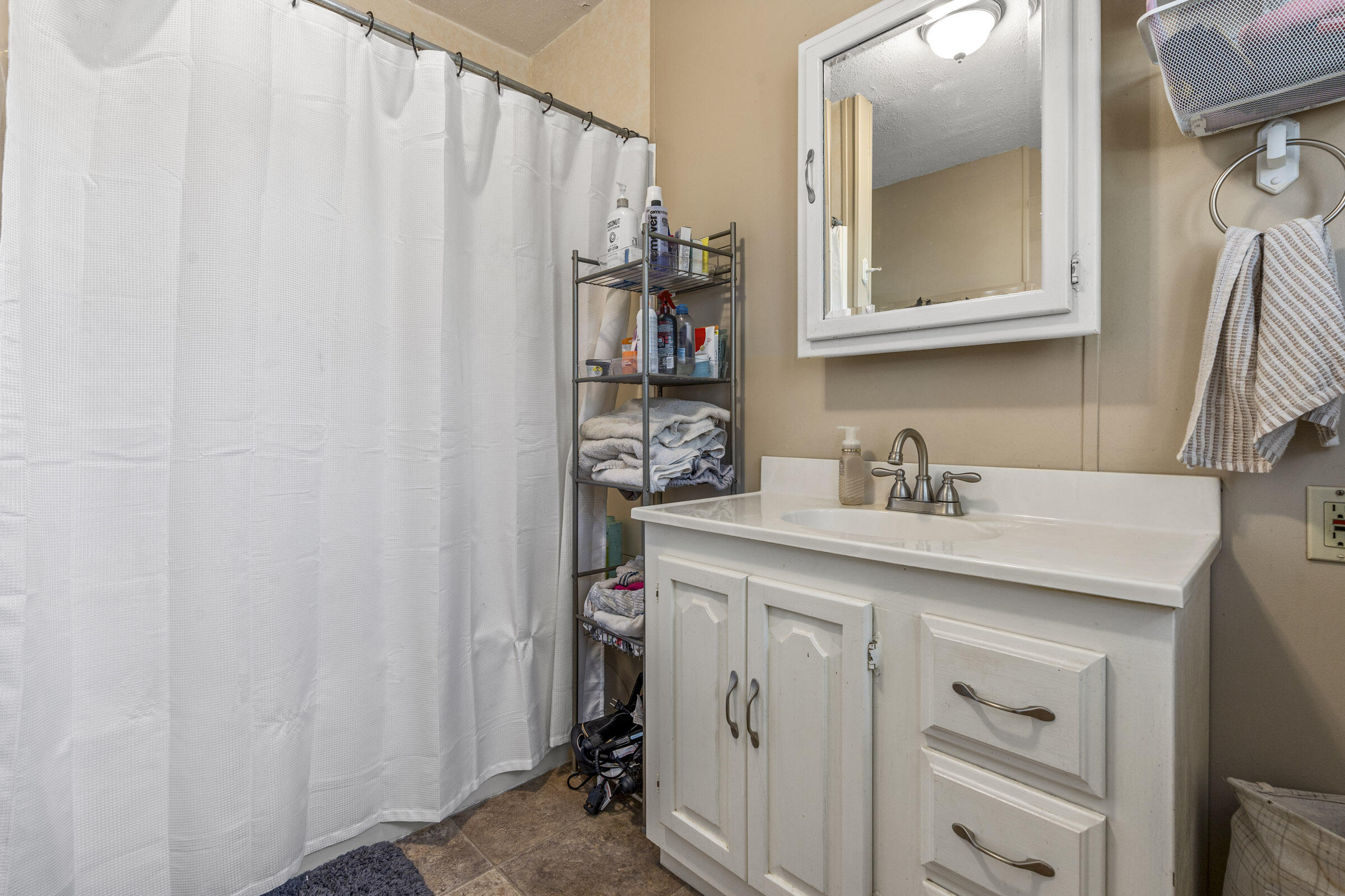 15 Jamestown Street, South Charleston, Ohio 45368